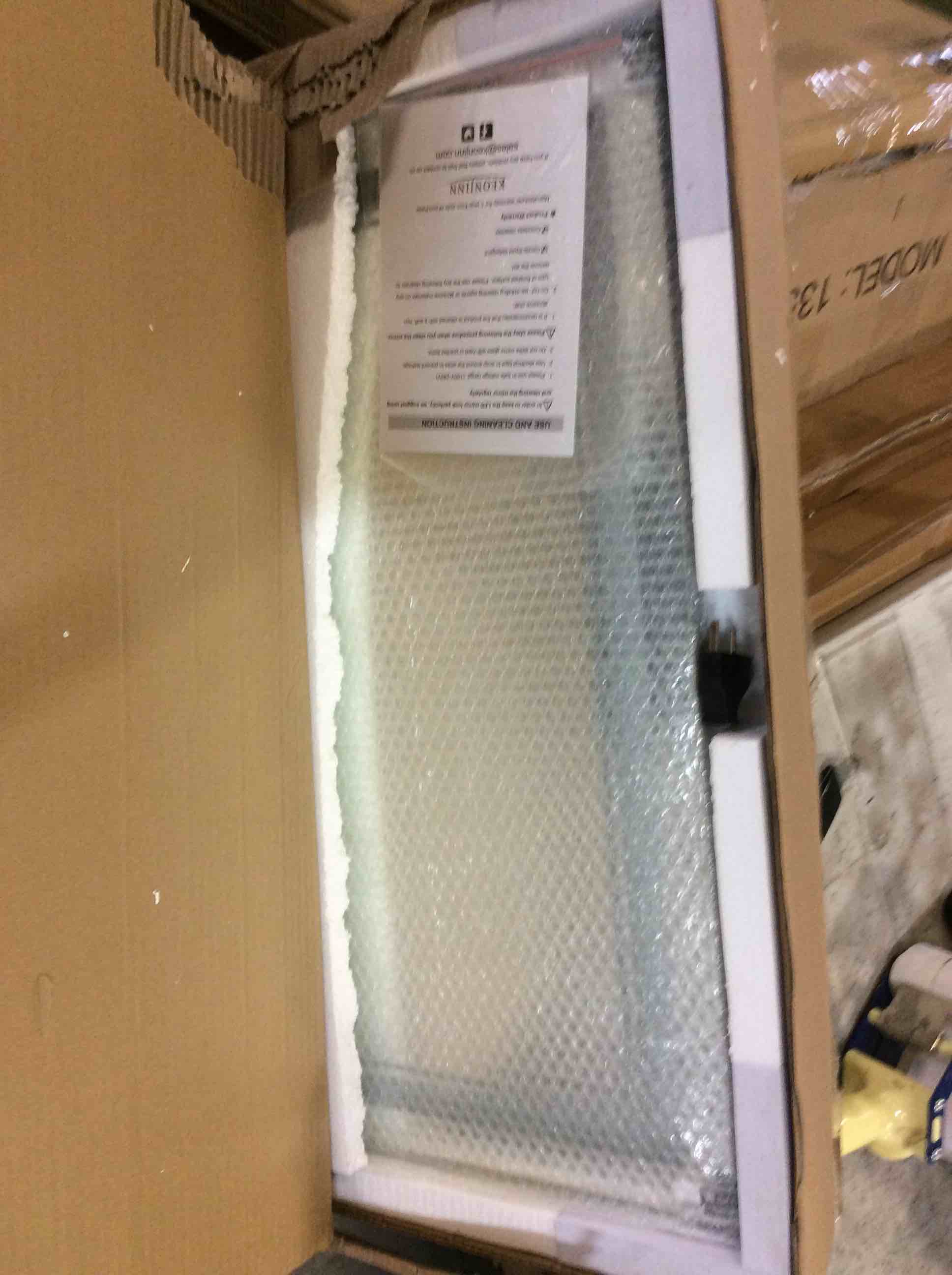 https://s3.amazonaws.com/lotting-images-prod/bidfta/RED5398629_1692215152688.jpeg