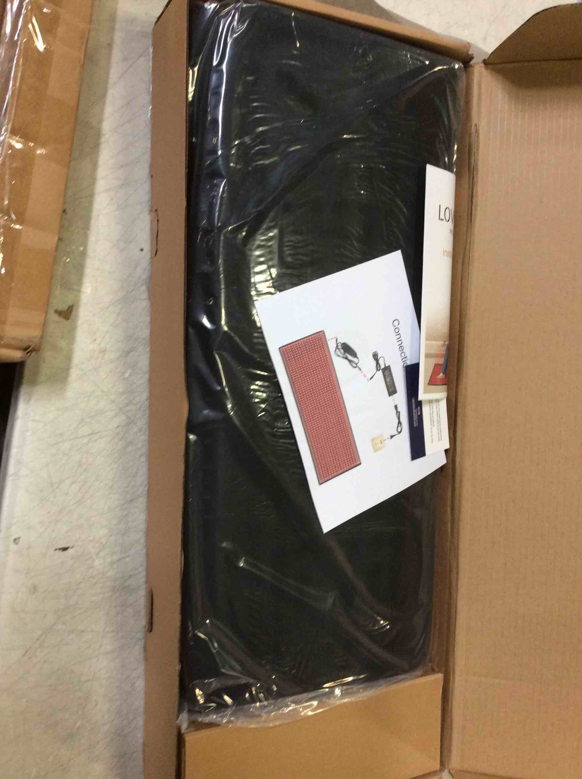 https://s3.amazonaws.com/lotting-images-prod/bidfta/RED5398755_1692379755560.jpeg