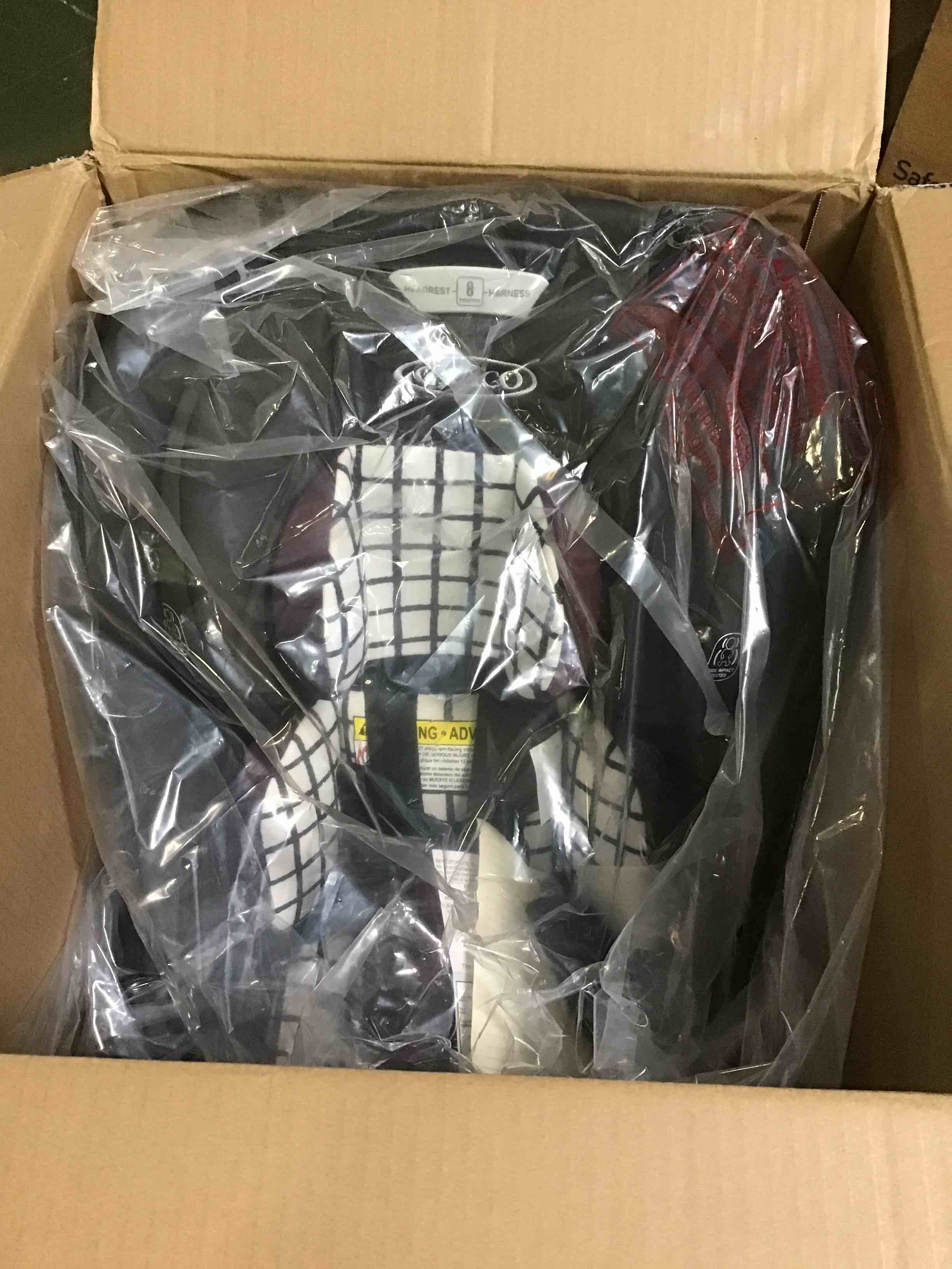 https://s3.amazonaws.com/lotting-images-prod/bidfta/RED5400565_1691778131286.jpeg