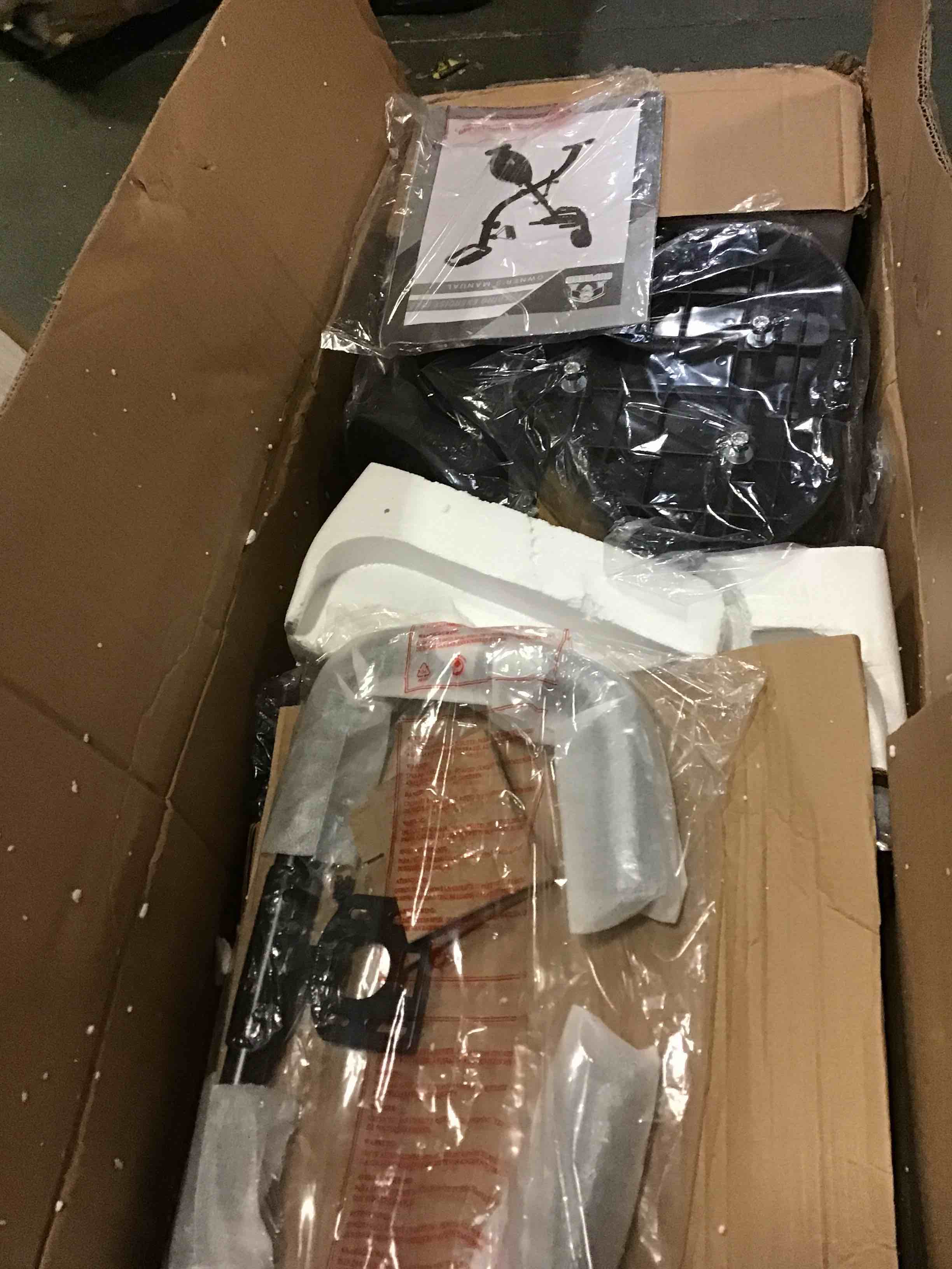 https://s3.amazonaws.com/lotting-images-prod/bidfta/RED5400705_1692030197561.jpeg