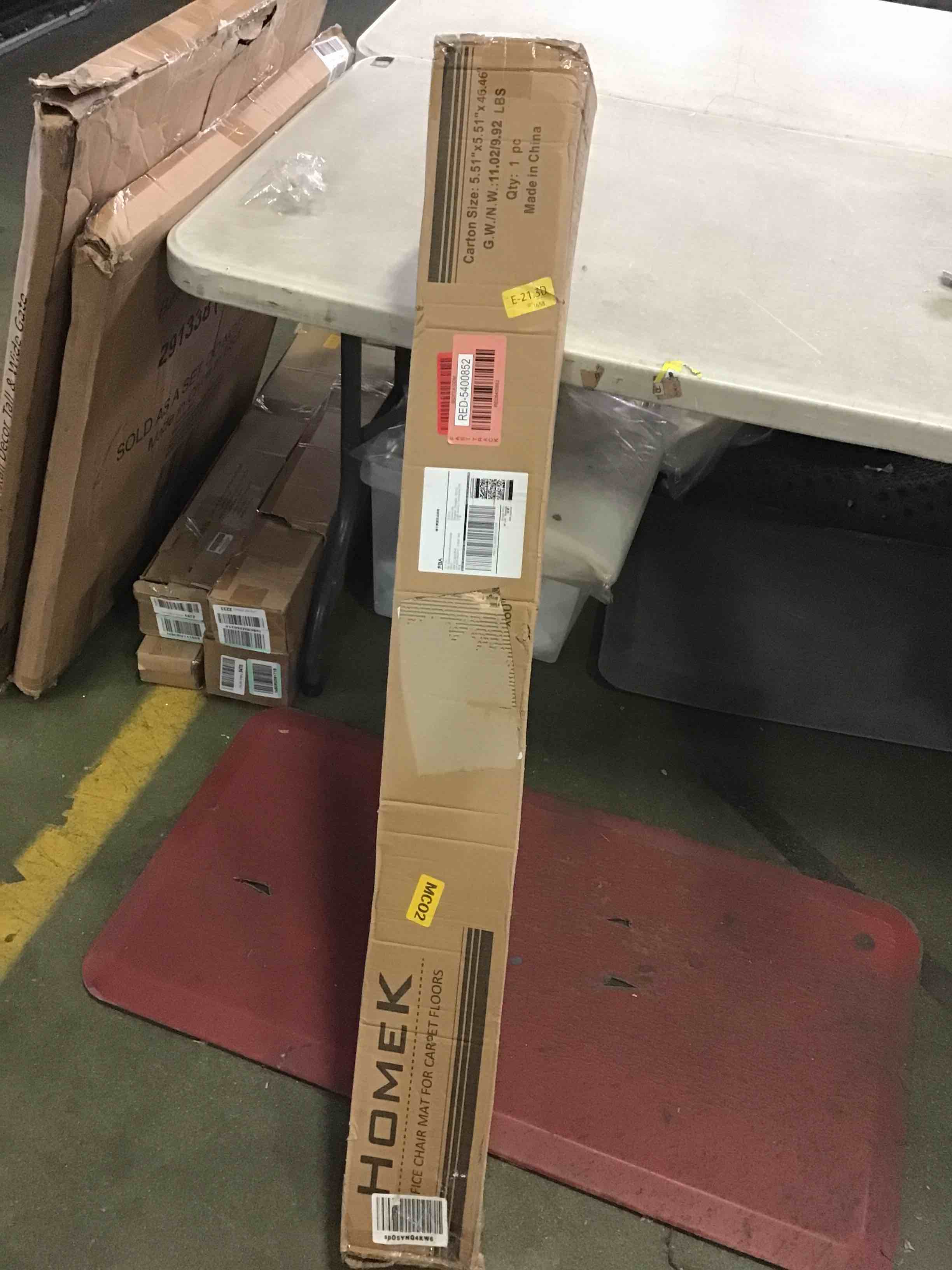 https://s3.amazonaws.com/lotting-images-prod/bidfta/RED5400852_1692103997163.jpeg