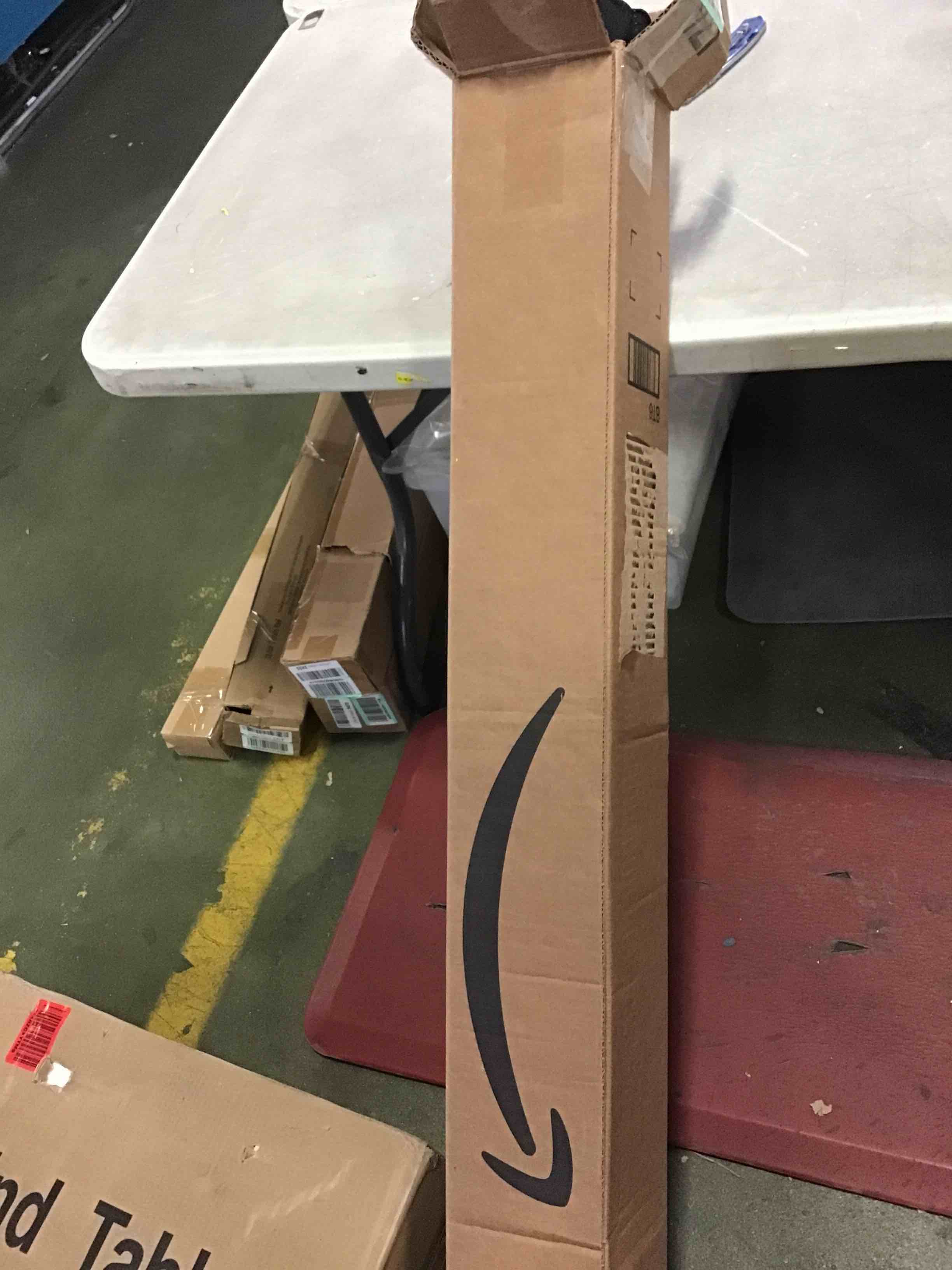 https://s3.amazonaws.com/lotting-images-prod/bidfta/RED5400873_1692101347617.jpeg