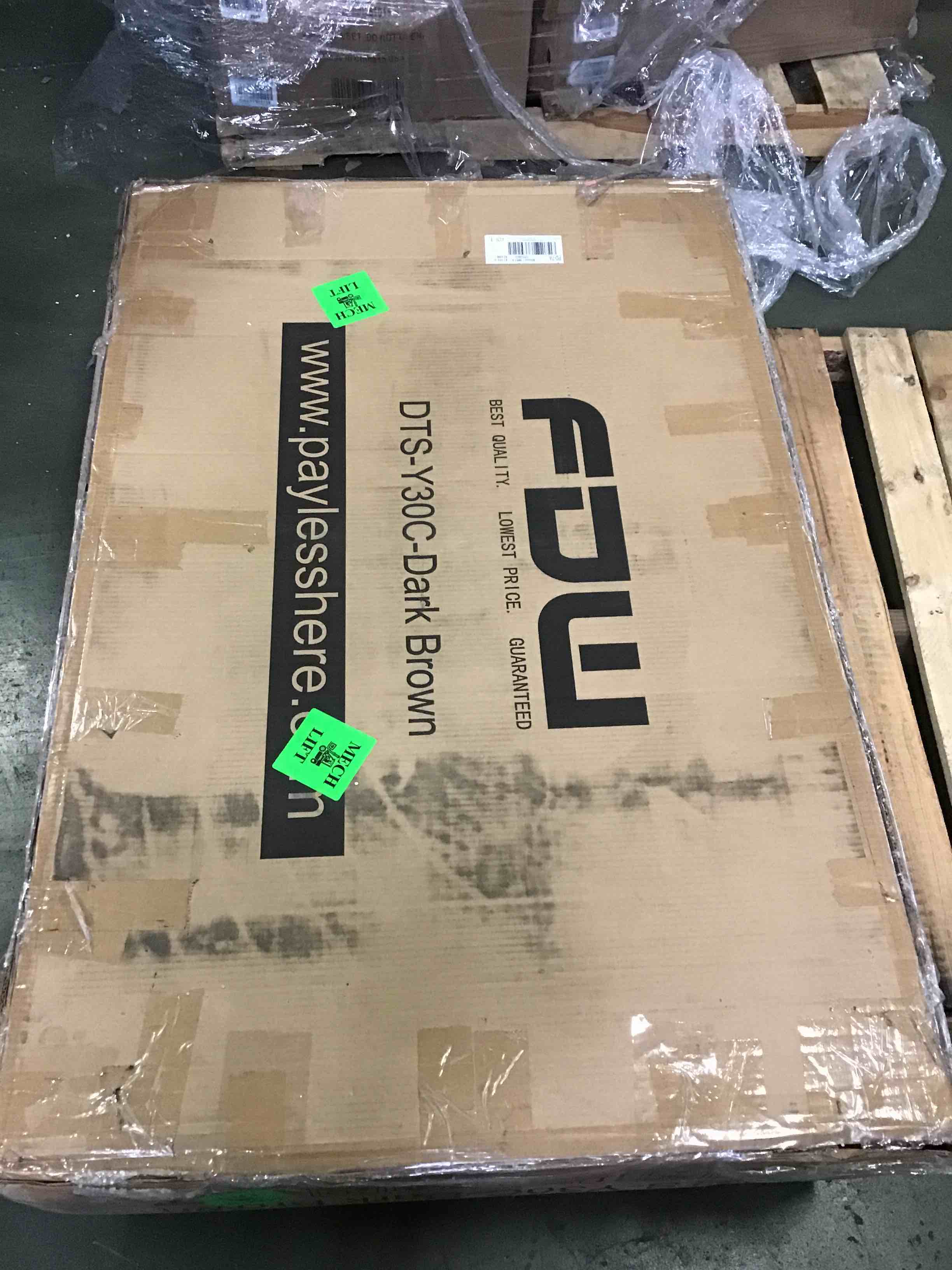 https://s3.amazonaws.com/lotting-images-prod/bidfta/RED5400875_1692120449794.jpeg
