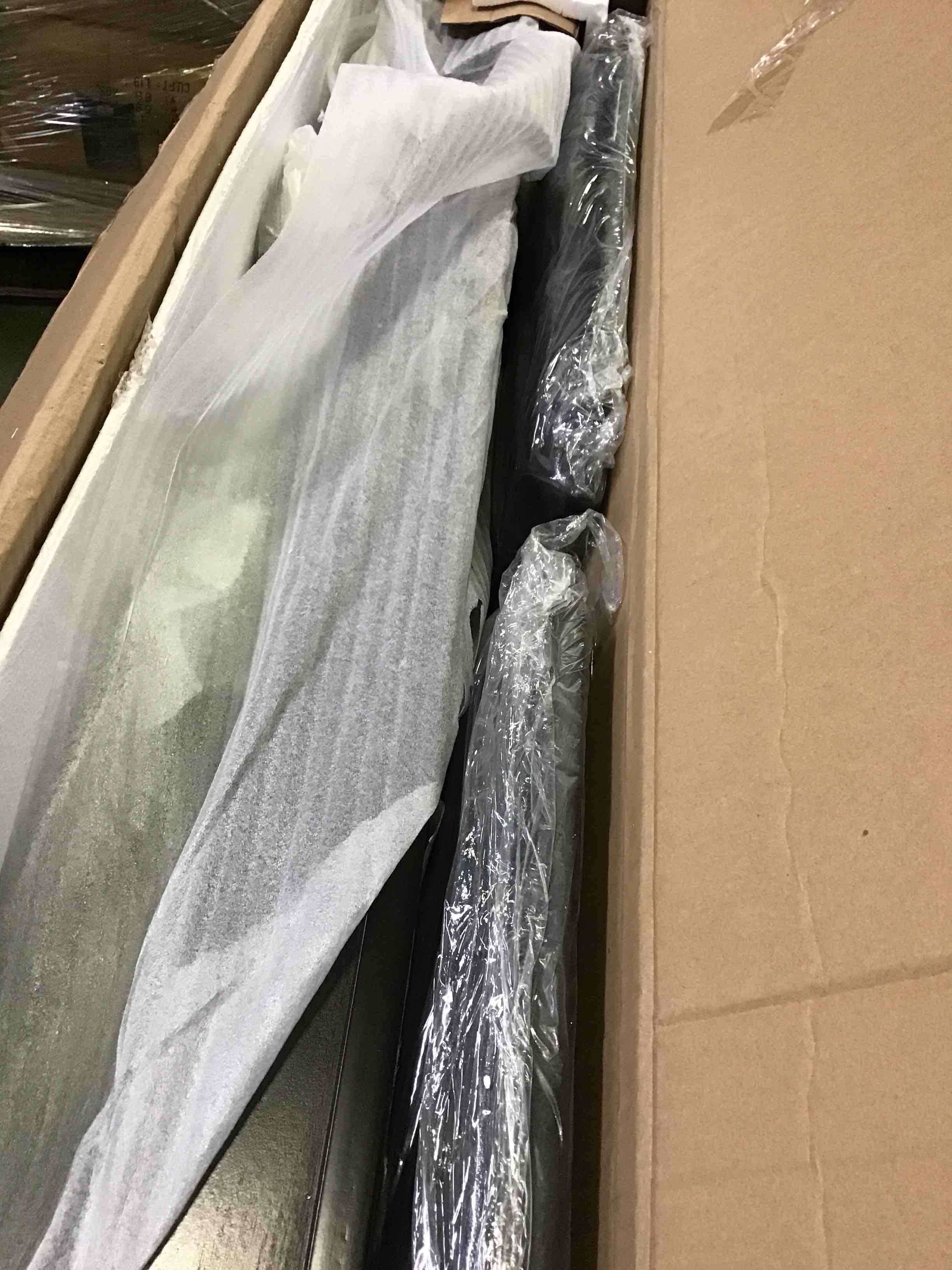 https://s3.amazonaws.com/lotting-images-prod/bidfta/RED5400875_1692120877772.jpeg