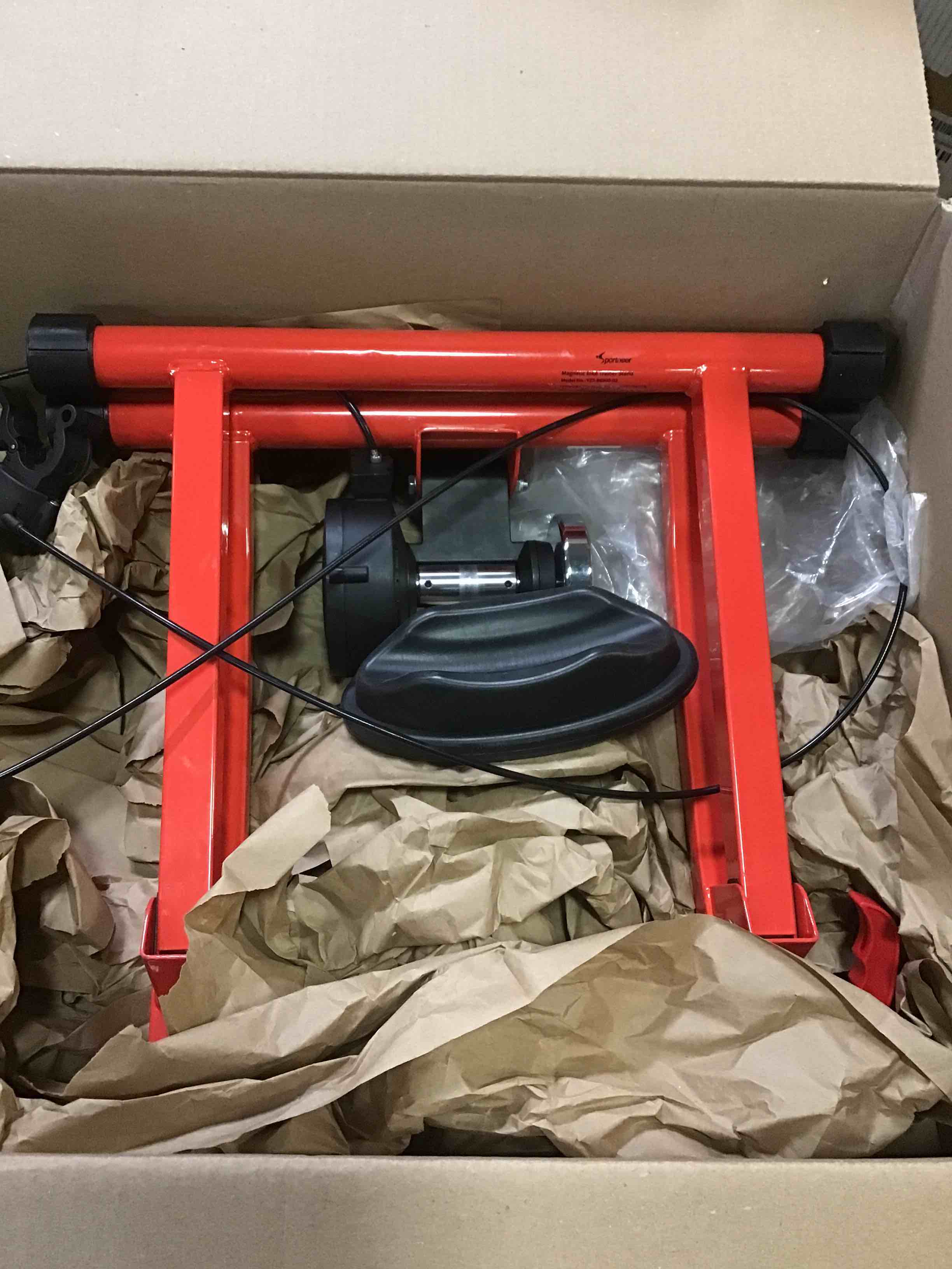 https://s3.amazonaws.com/lotting-images-prod/bidfta/RED5401319_1692374549033.jpeg