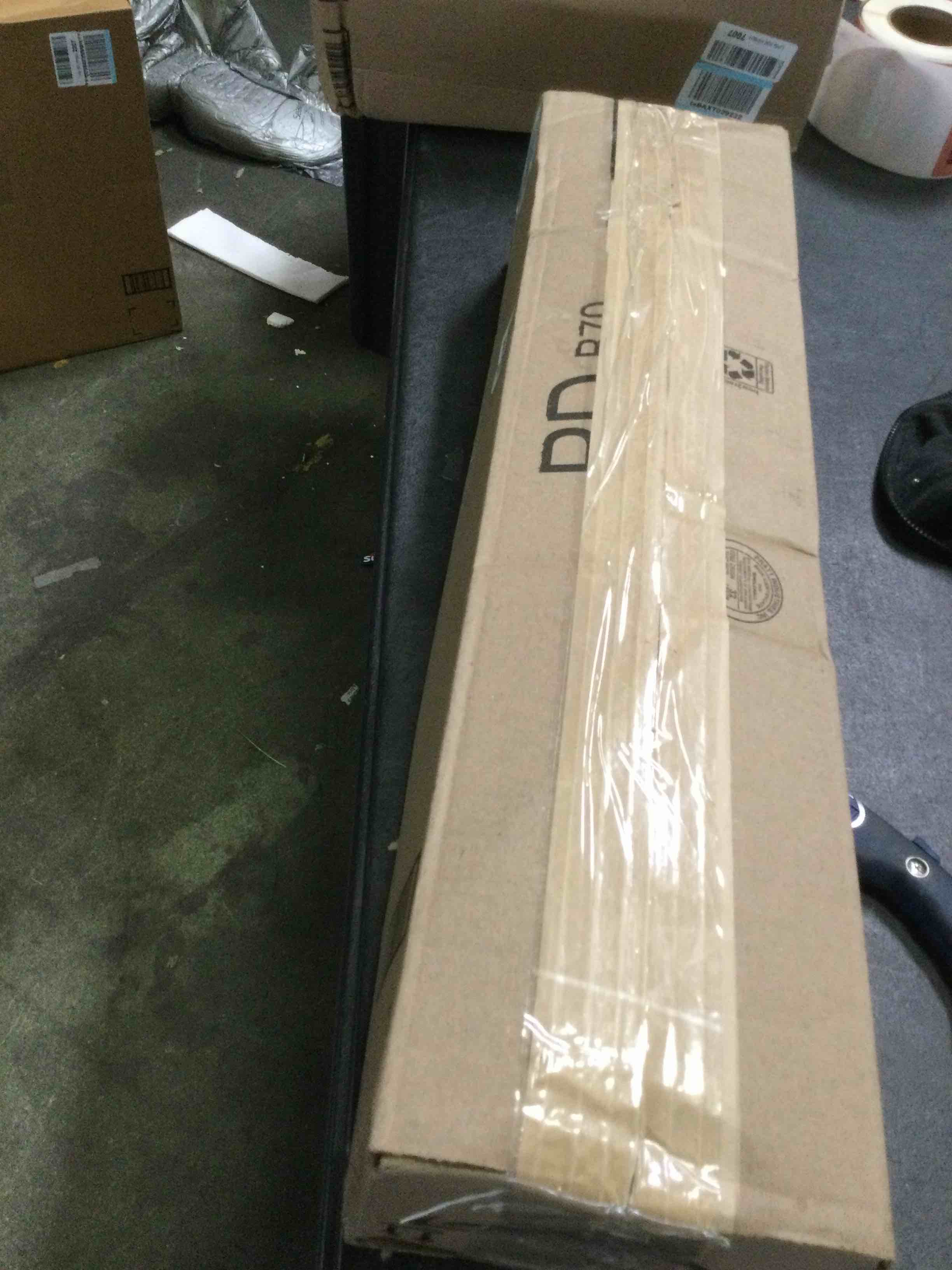 https://s3.amazonaws.com/lotting-images-prod/bidfta/RED5402427_1692634110747.jpeg