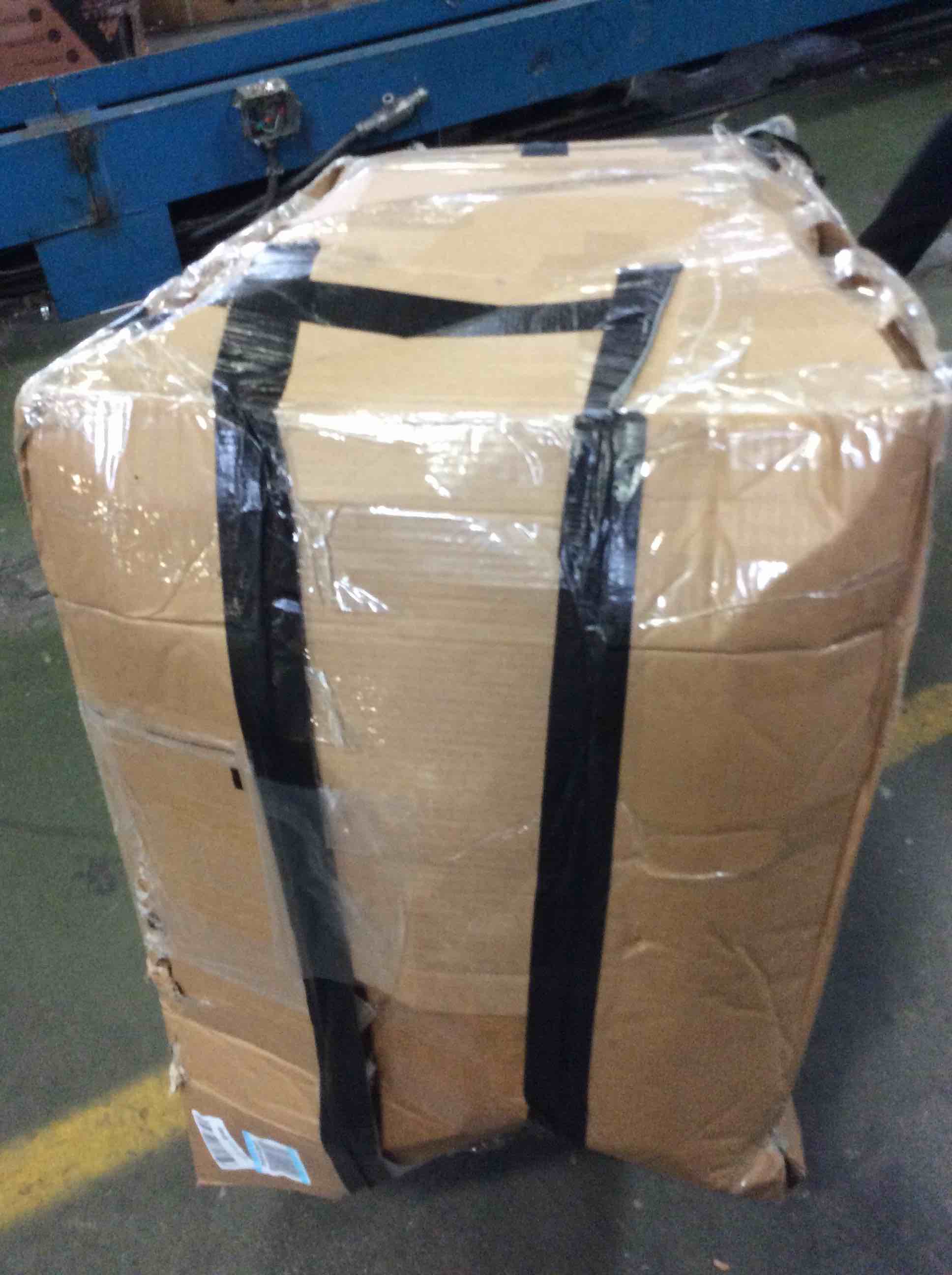 https://s3.amazonaws.com/lotting-images-prod/bidfta/RED5402497_1692647980105.jpeg