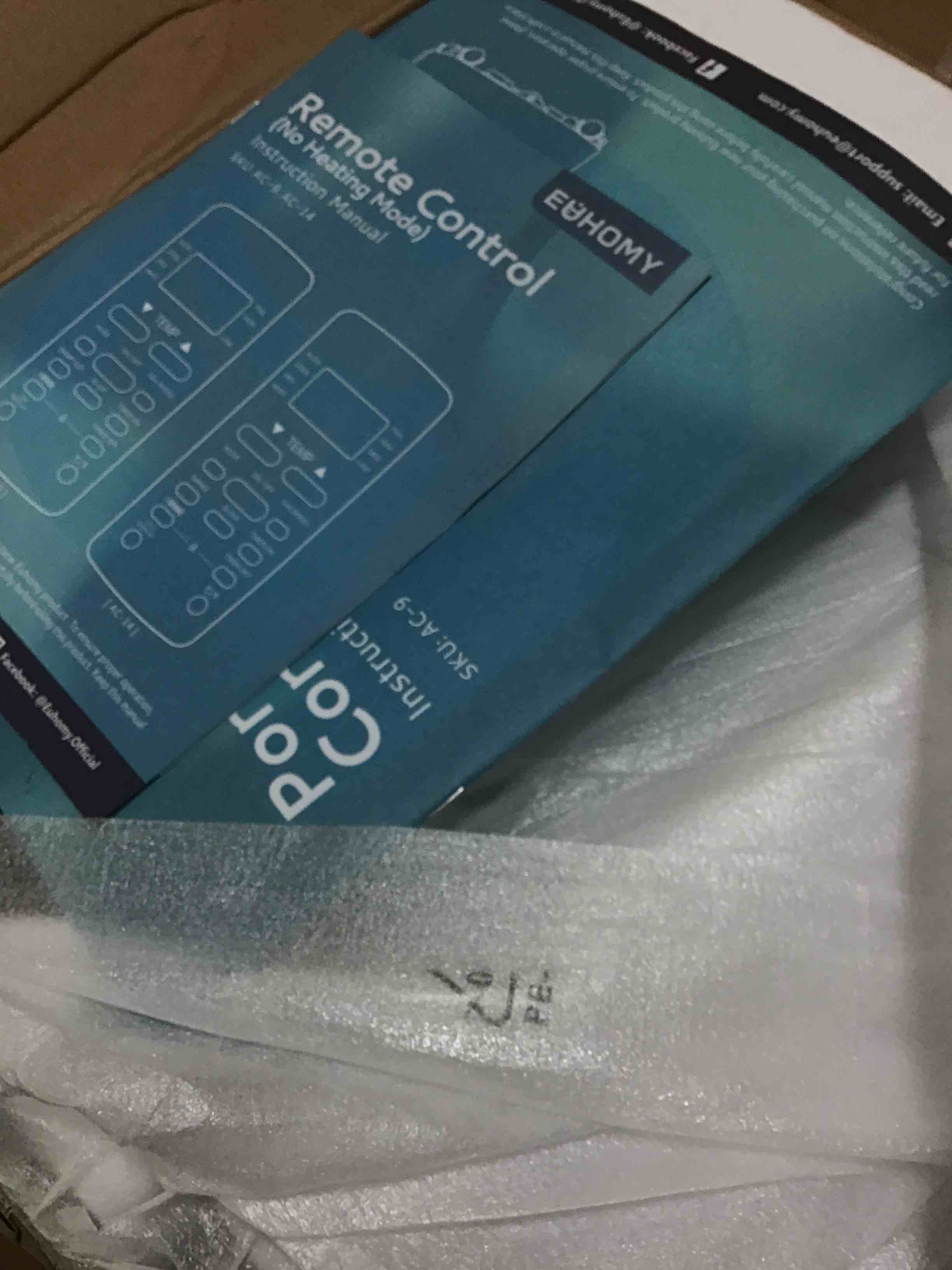 https://s3.amazonaws.com/lotting-images-prod/bidfta/RED5402575_1692711449761.jpeg