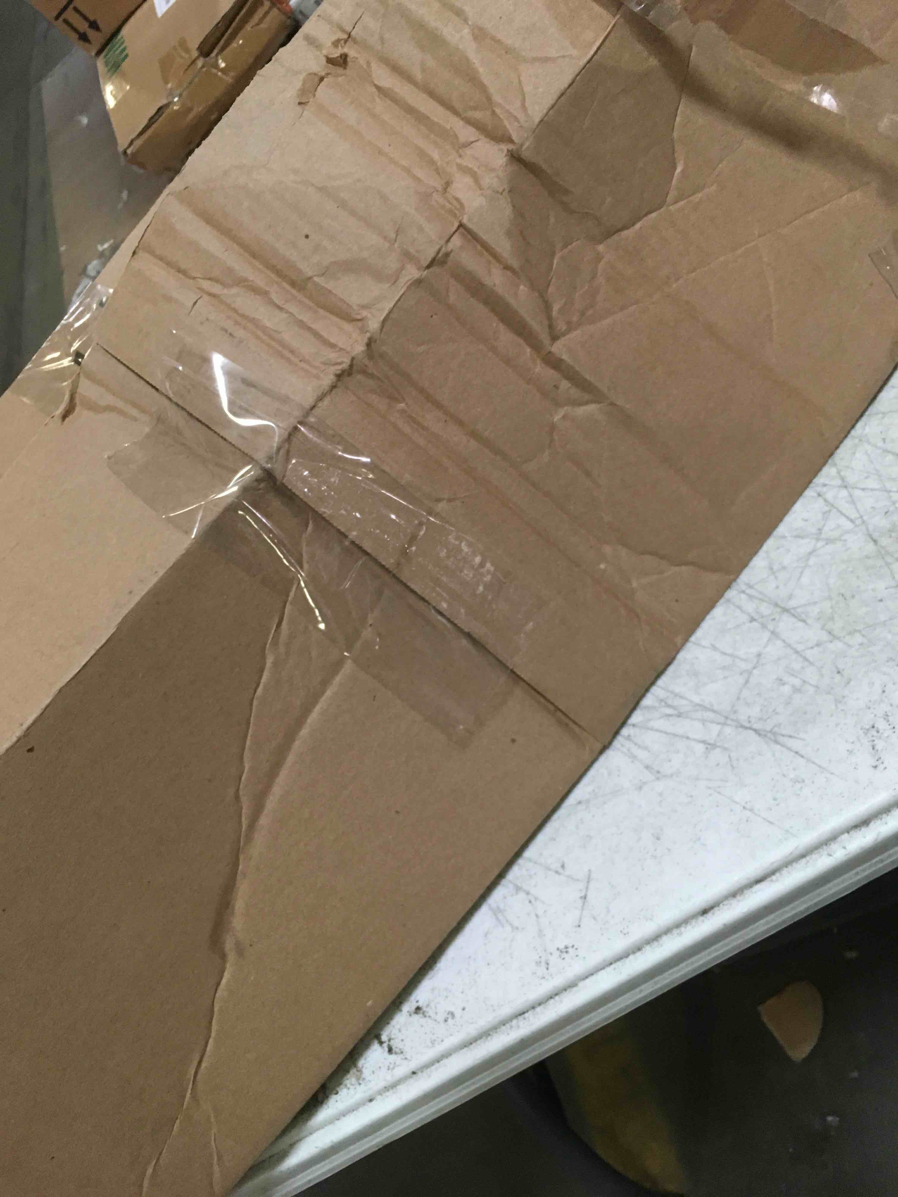 https://s3.amazonaws.com/lotting-images-prod/bidfta/RED5402866_1692816676343.jpeg