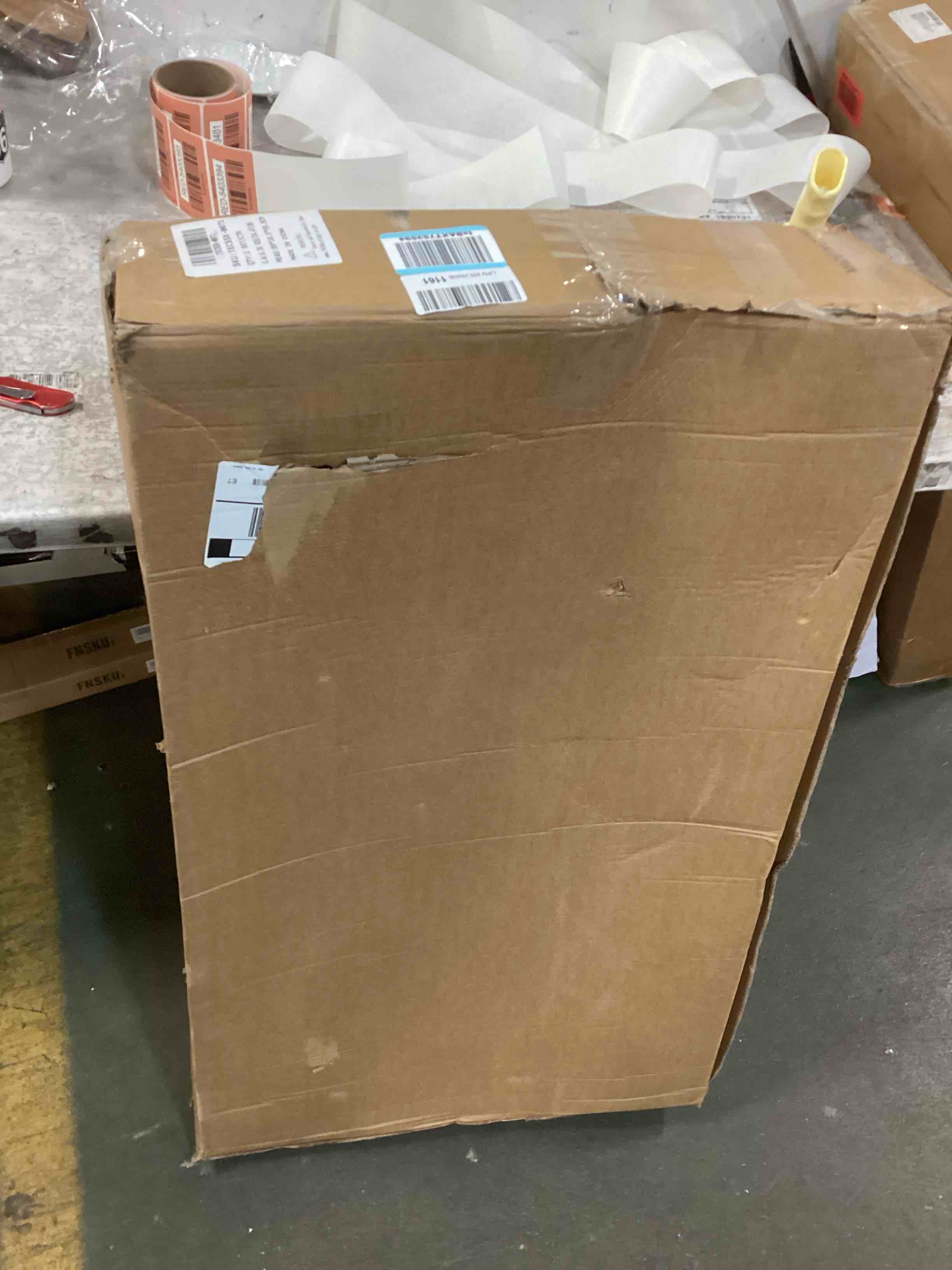 https://s3.amazonaws.com/lotting-images-prod/bidfta/RED5403394_1705588433330.jpeg