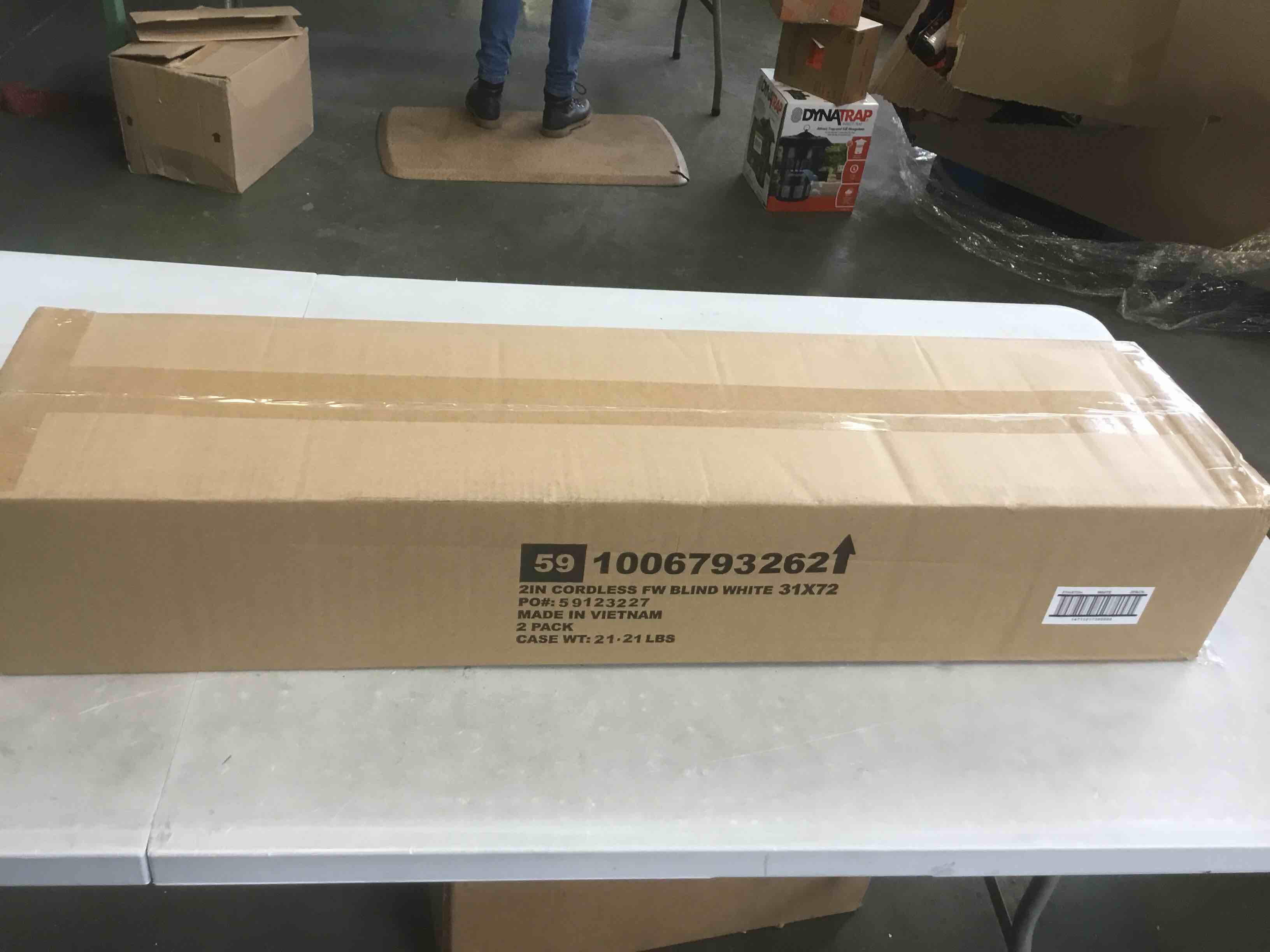 https://s3.amazonaws.com/lotting-images-prod/bidfta/RED5405074_1691435388557.jpeg
