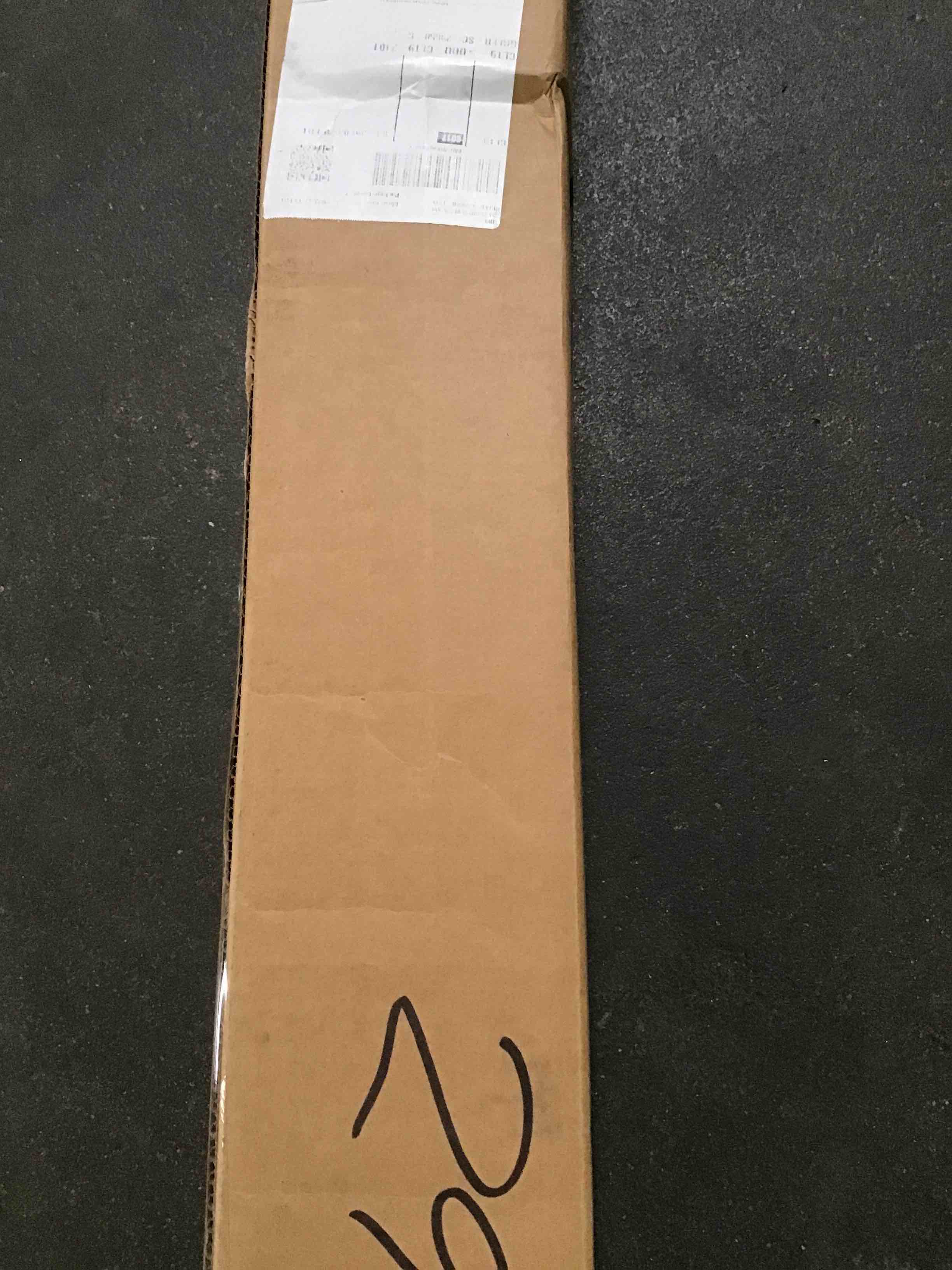 https://s3.amazonaws.com/lotting-images-prod/bidfta/RED5406729_1691590867677.jpeg