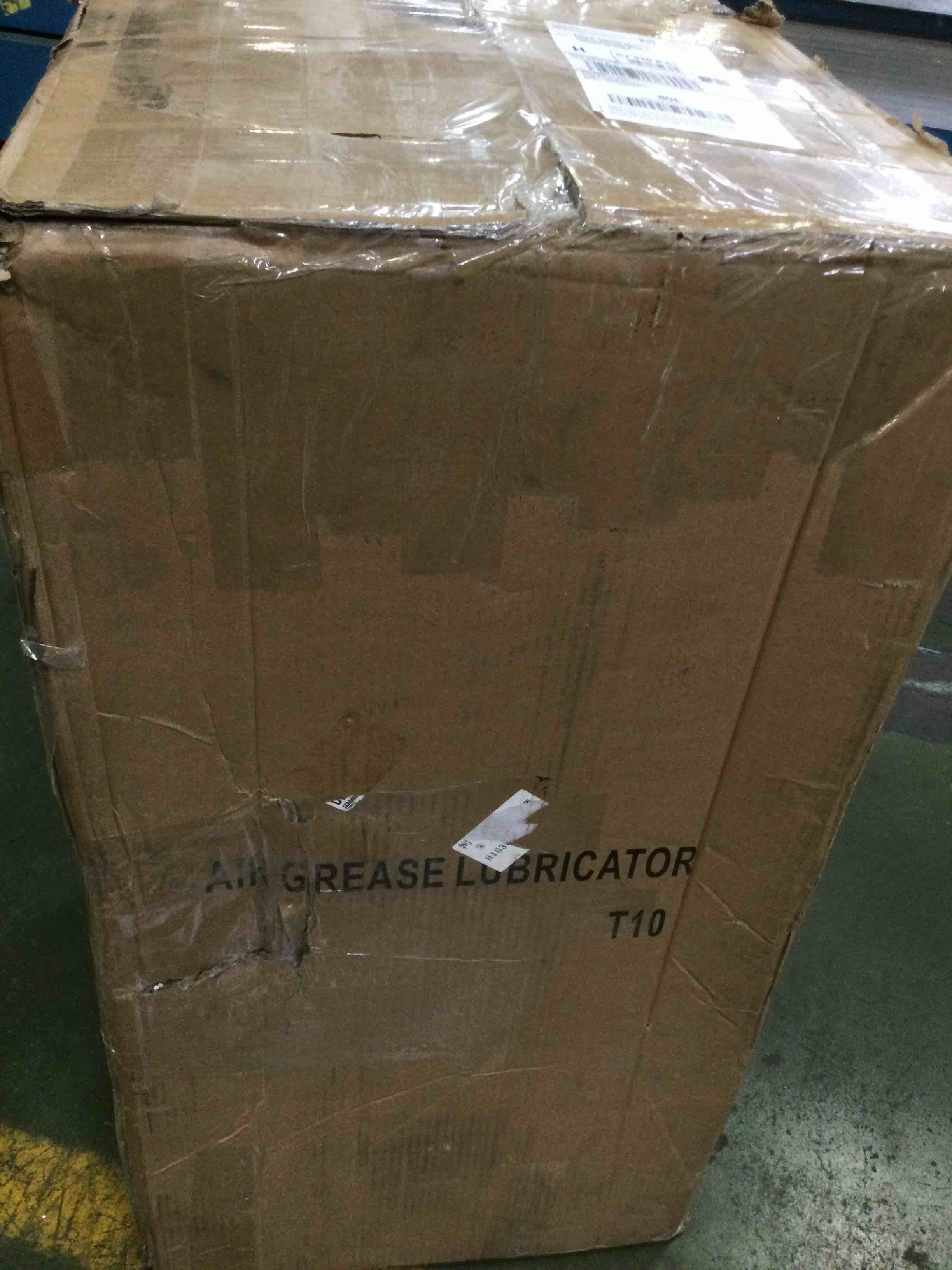 https://s3.amazonaws.com/lotting-images-prod/bidfta/RED5407015_1691767144599.jpeg