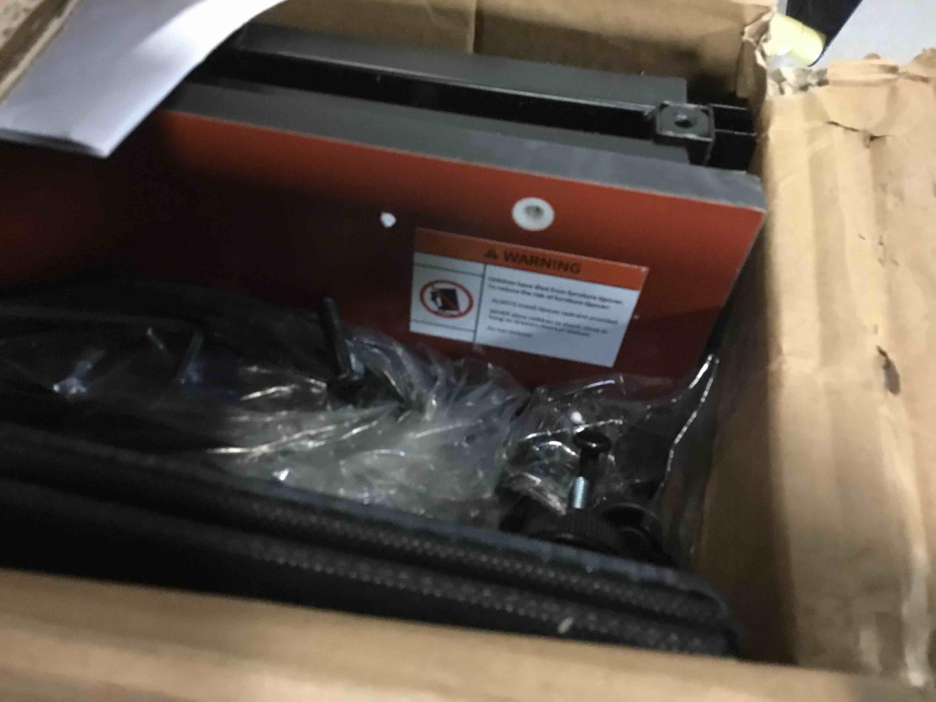 https://s3.amazonaws.com/lotting-images-prod/bidfta/RED5407168_1692017166144.jpeg