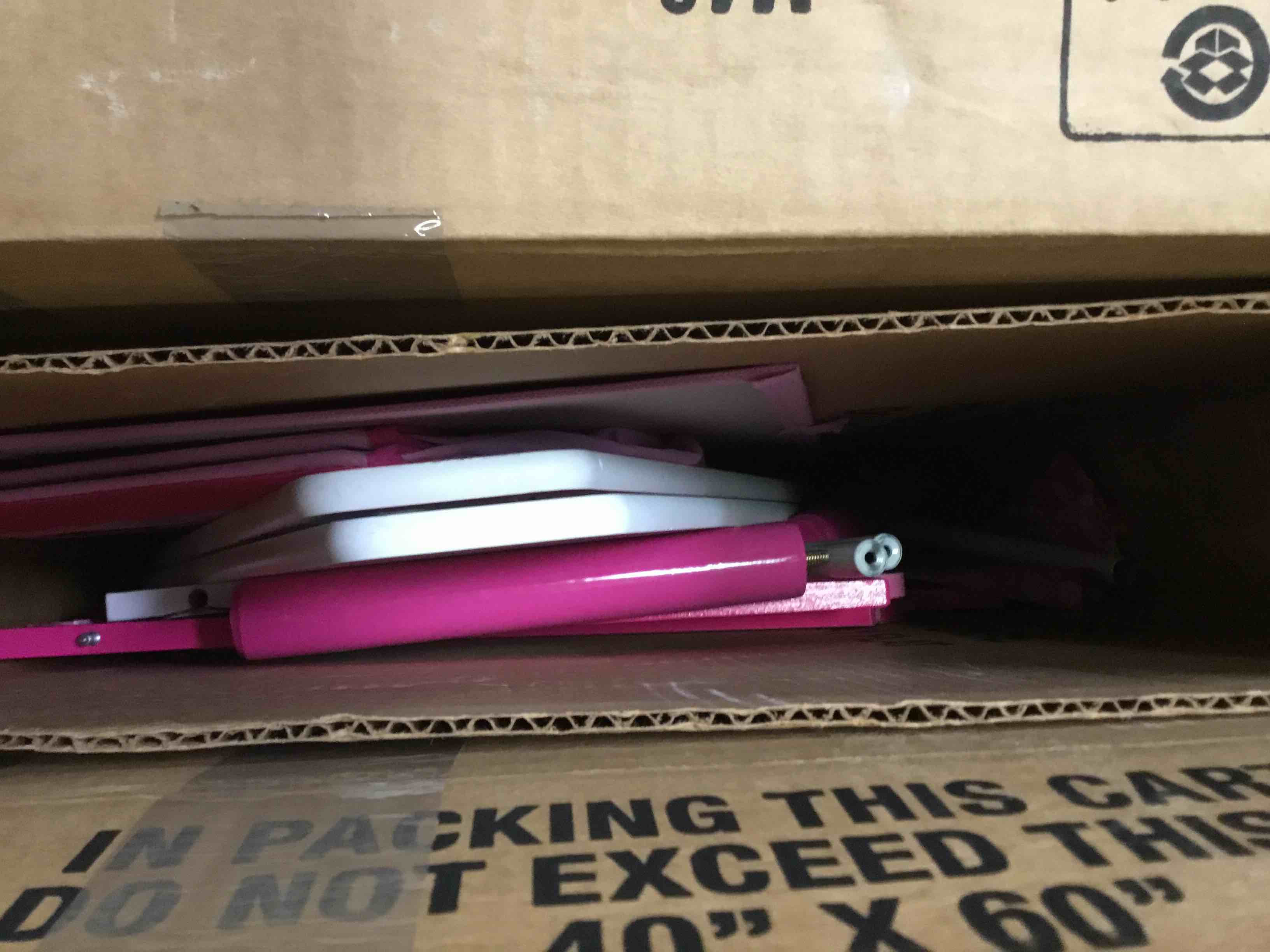 https://s3.amazonaws.com/lotting-images-prod/bidfta/RED5407474_1692197267926.jpeg
