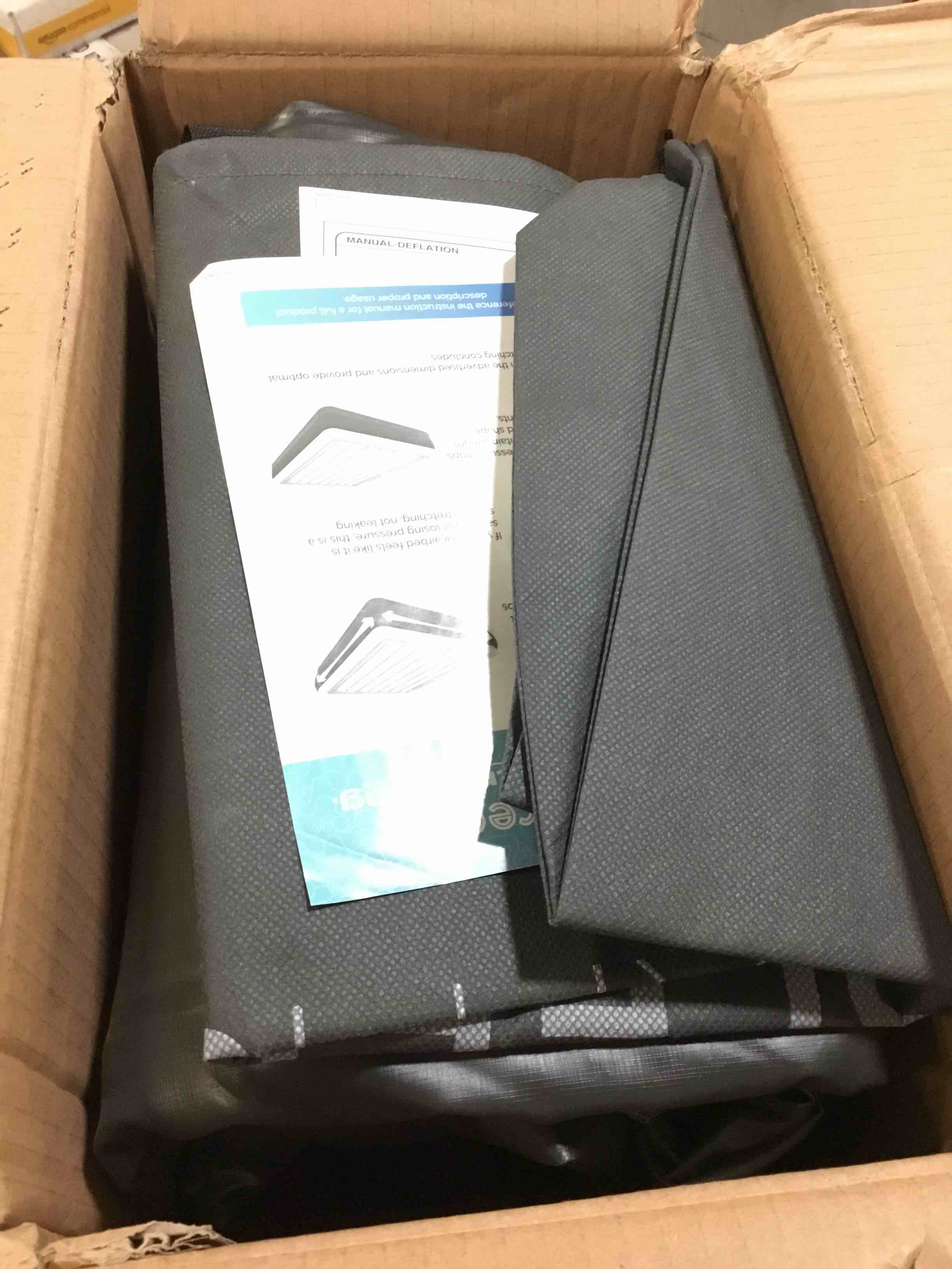 https://s3.amazonaws.com/lotting-images-prod/bidfta/RED5407576_1692275833436.jpeg