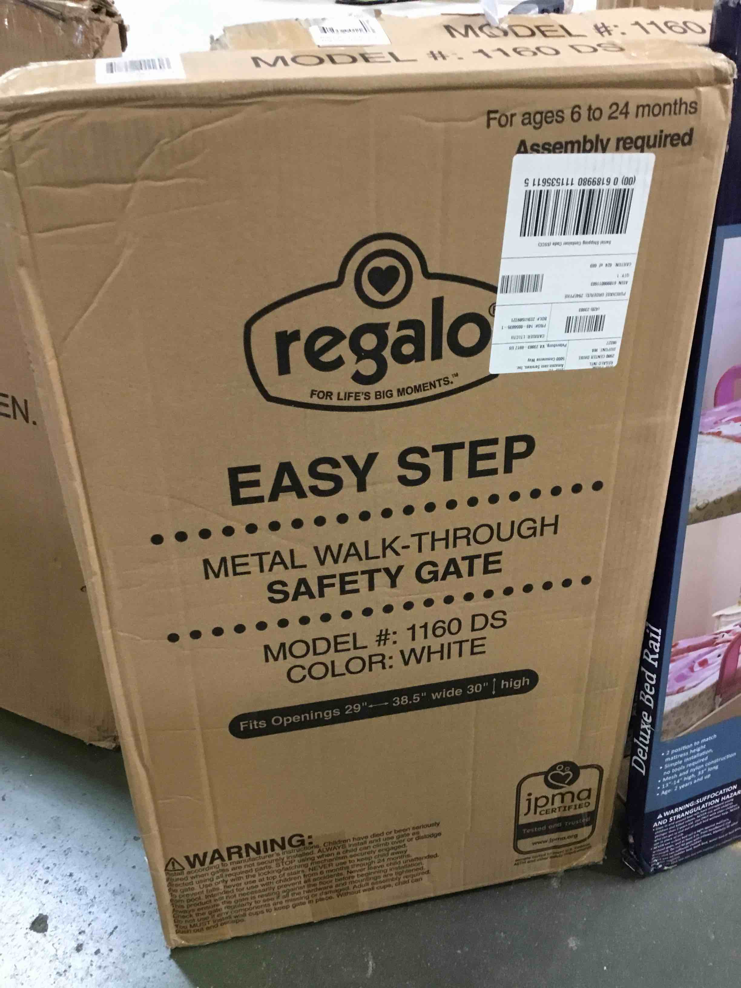 https://s3.amazonaws.com/lotting-images-prod/bidfta/RED5407631_1692289035407.jpeg