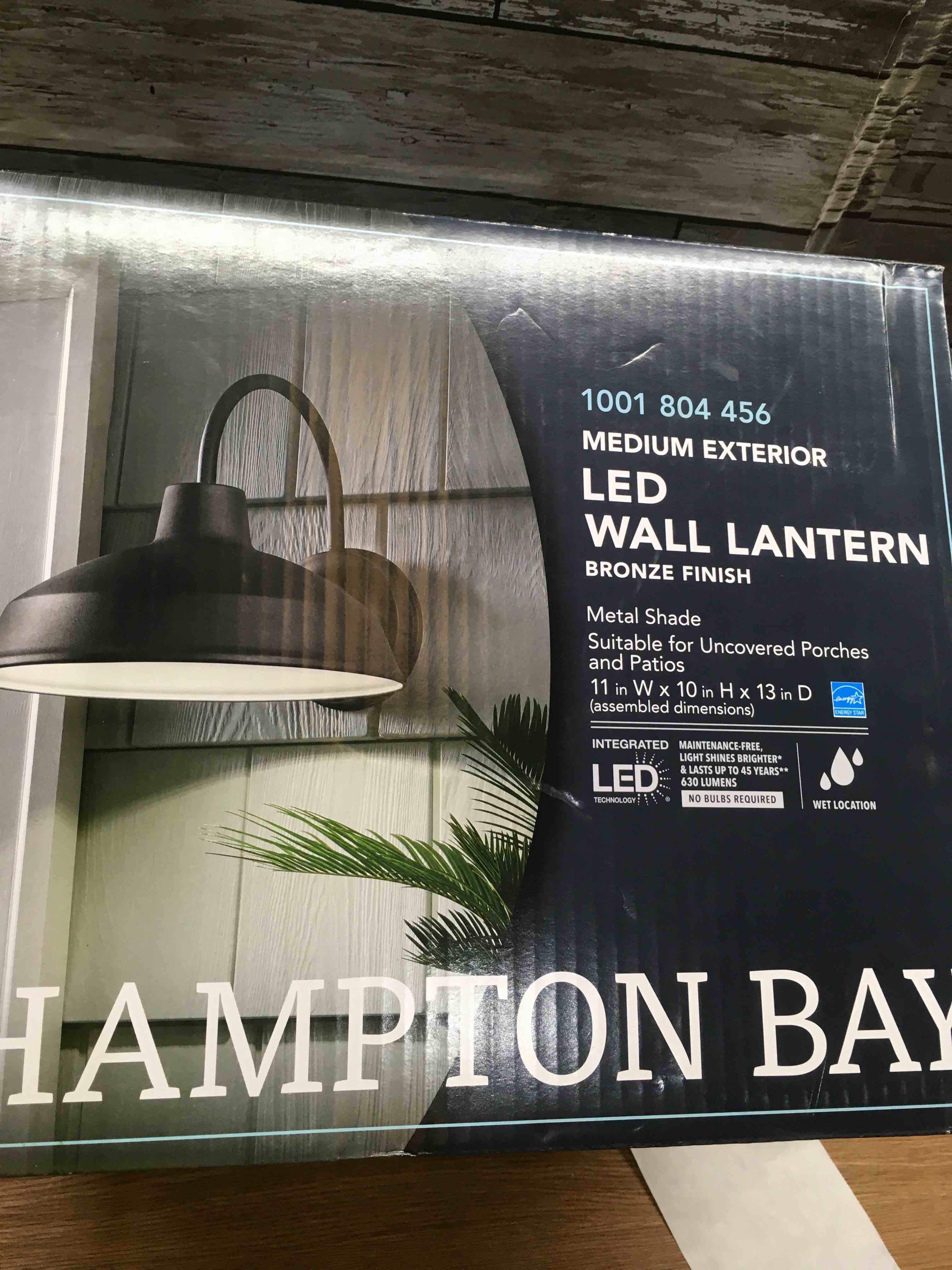 https://s3.amazonaws.com/lotting-images-prod/bidfta/RED5409759_1695397132369.jpeg