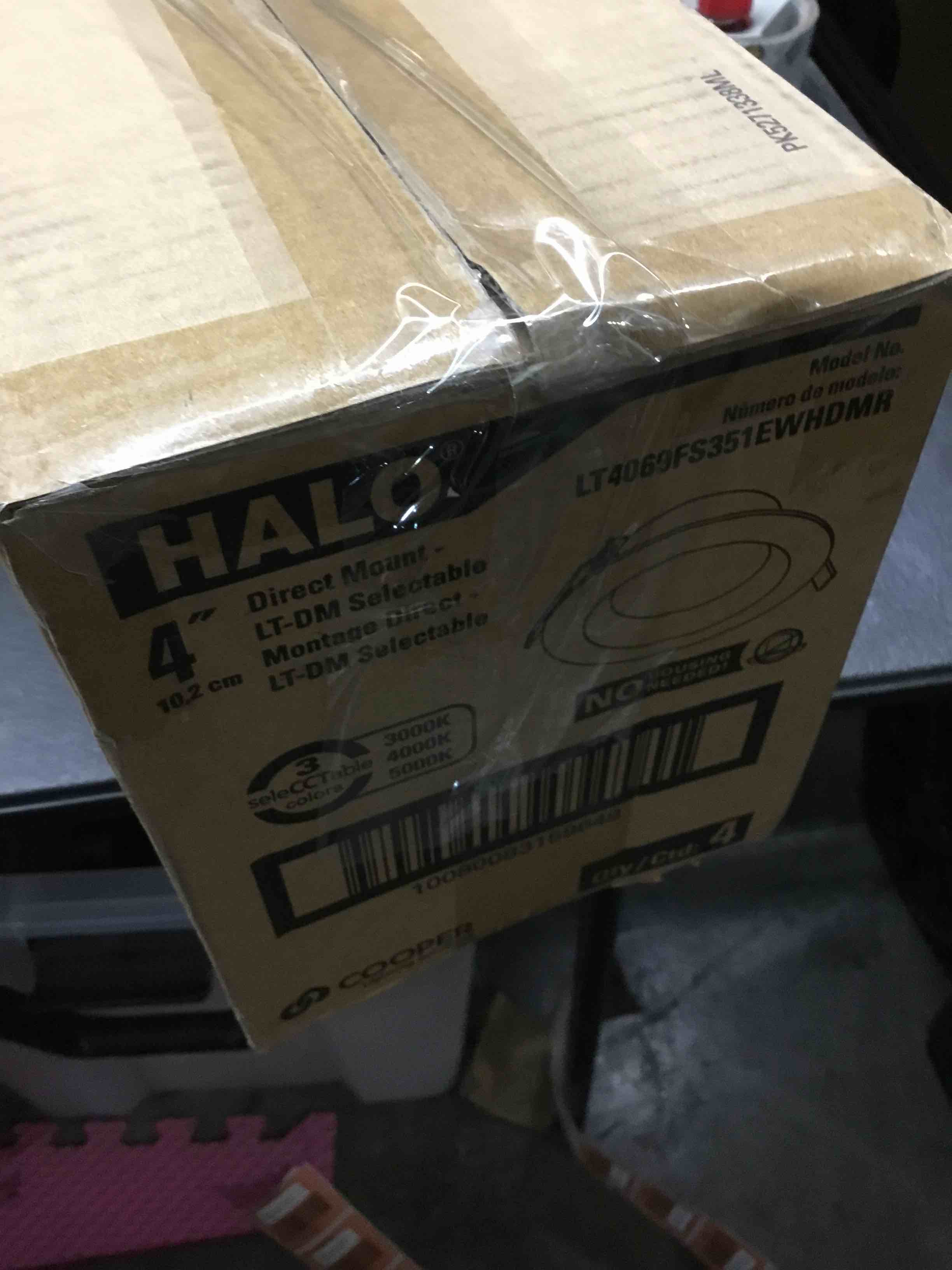 https://s3.amazonaws.com/lotting-images-prod/bidfta/RED5410960_1695645189087.jpeg