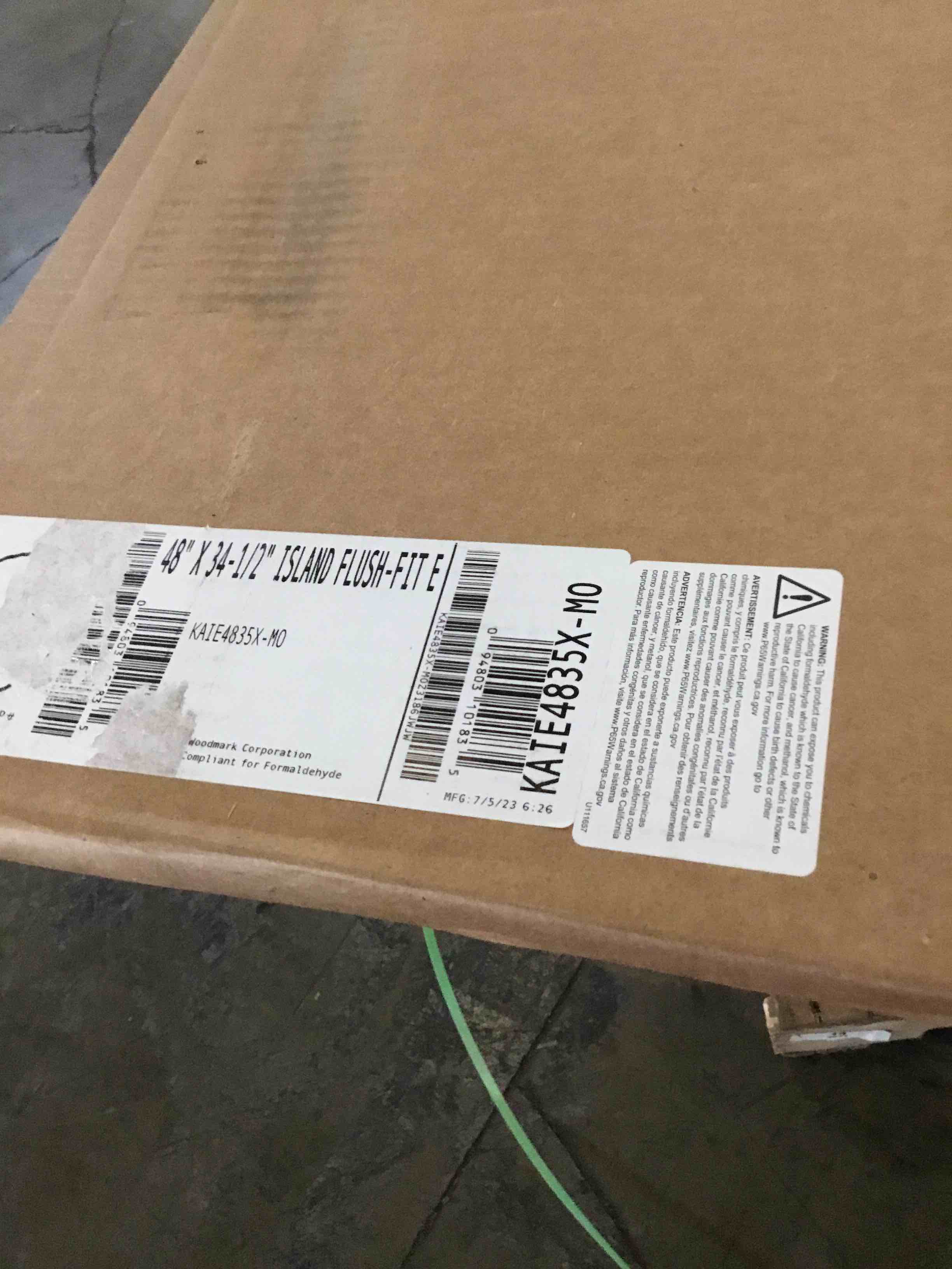 https://s3.amazonaws.com/lotting-images-prod/bidfta/RED5411939_1696532754524.jpeg