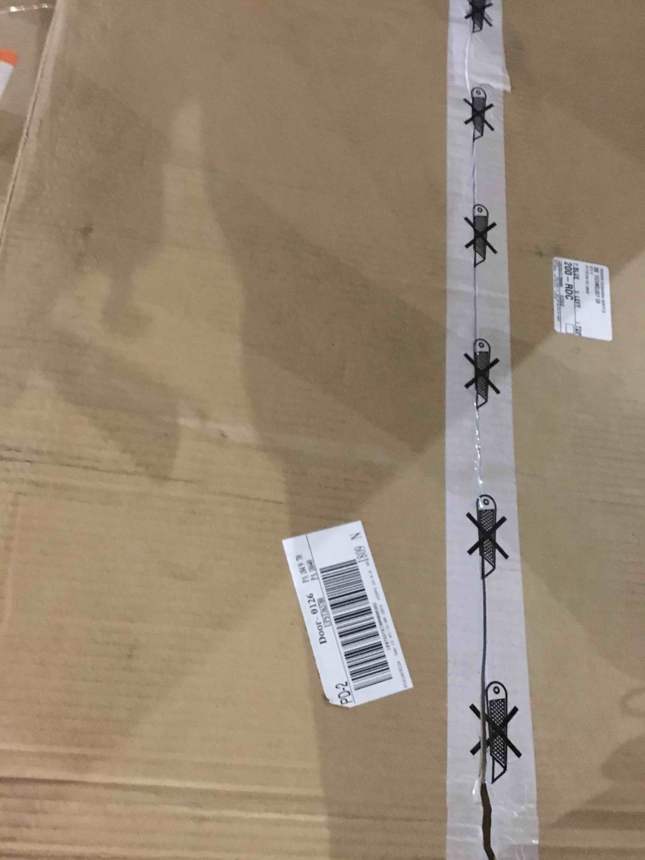 https://s3.amazonaws.com/lotting-images-prod/bidfta/RED5411958_1696595329376.jpeg