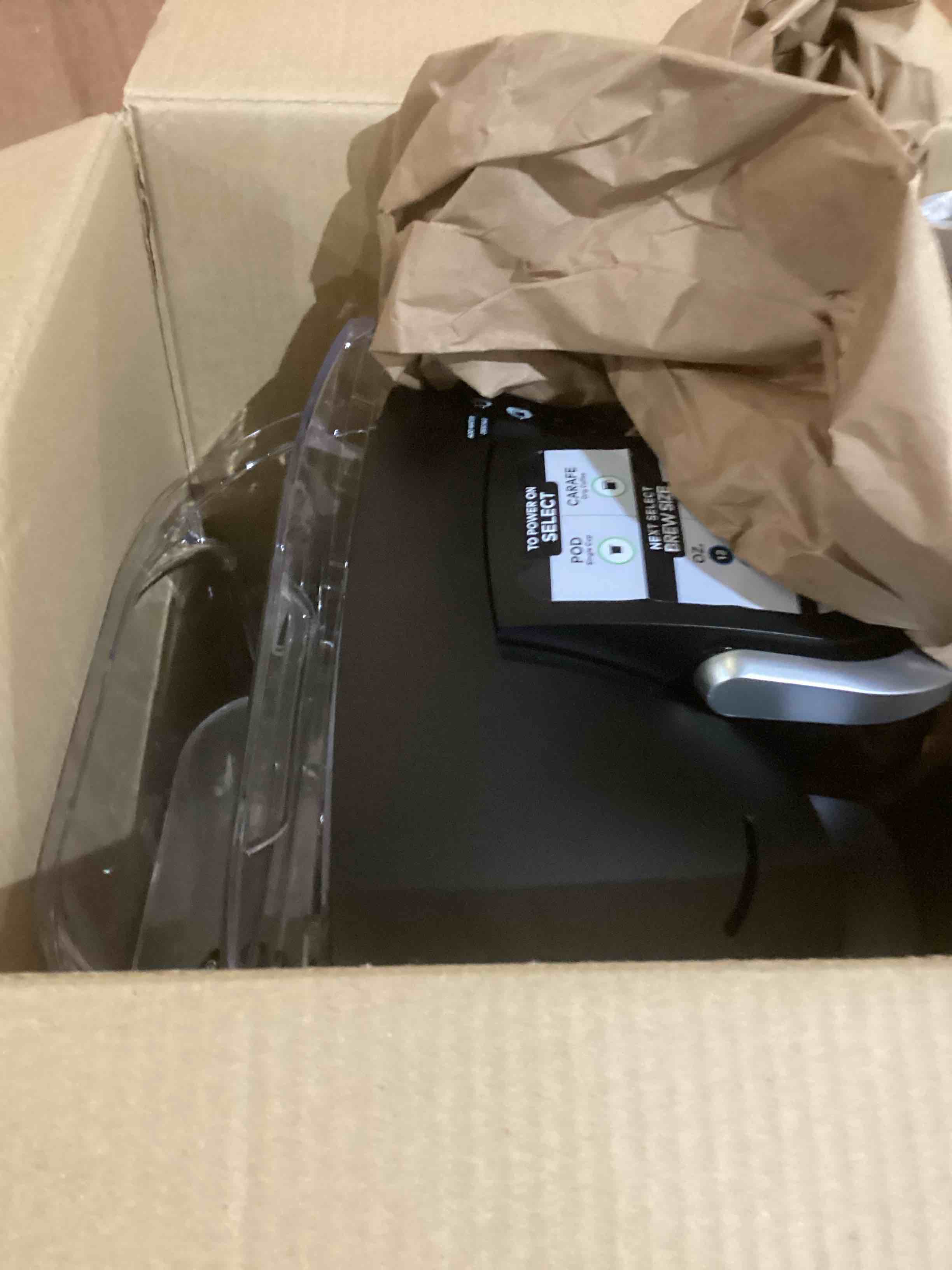 https://s3.amazonaws.com/lotting-images-prod/bidfta/RED5412475_1706035085328.jpeg