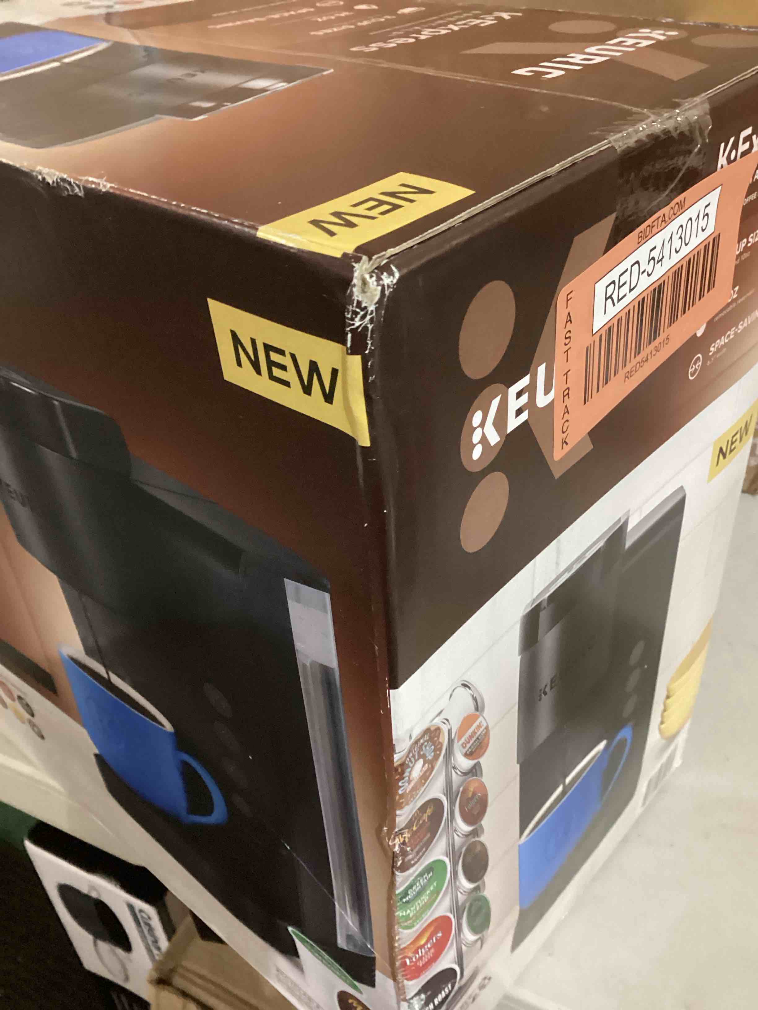 https://s3.amazonaws.com/lotting-images-prod/bidfta/RED5413015_1706554692091.jpeg
