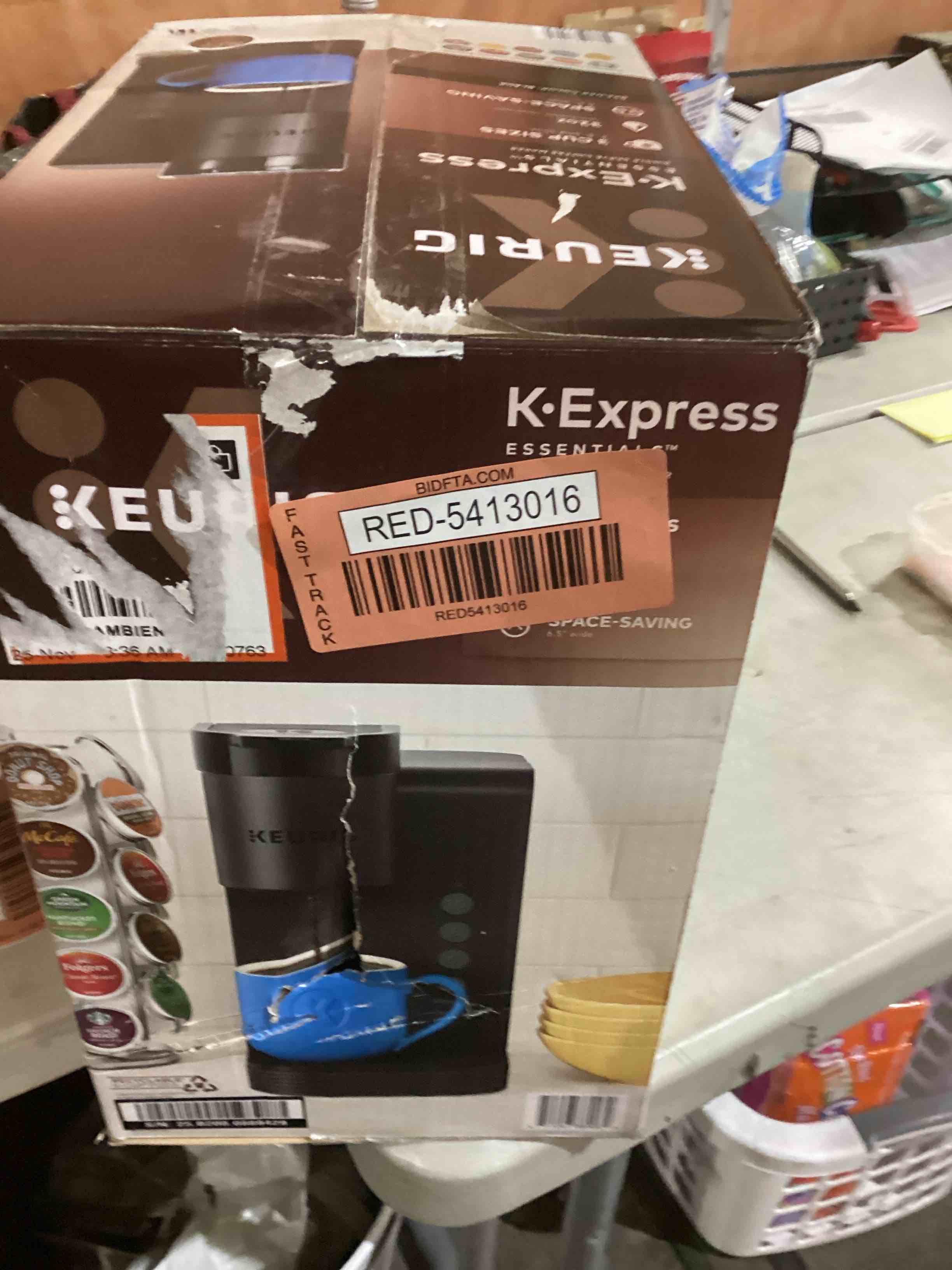 https://s3.amazonaws.com/lotting-images-prod/bidfta/RED5413016_1706554668245.jpeg