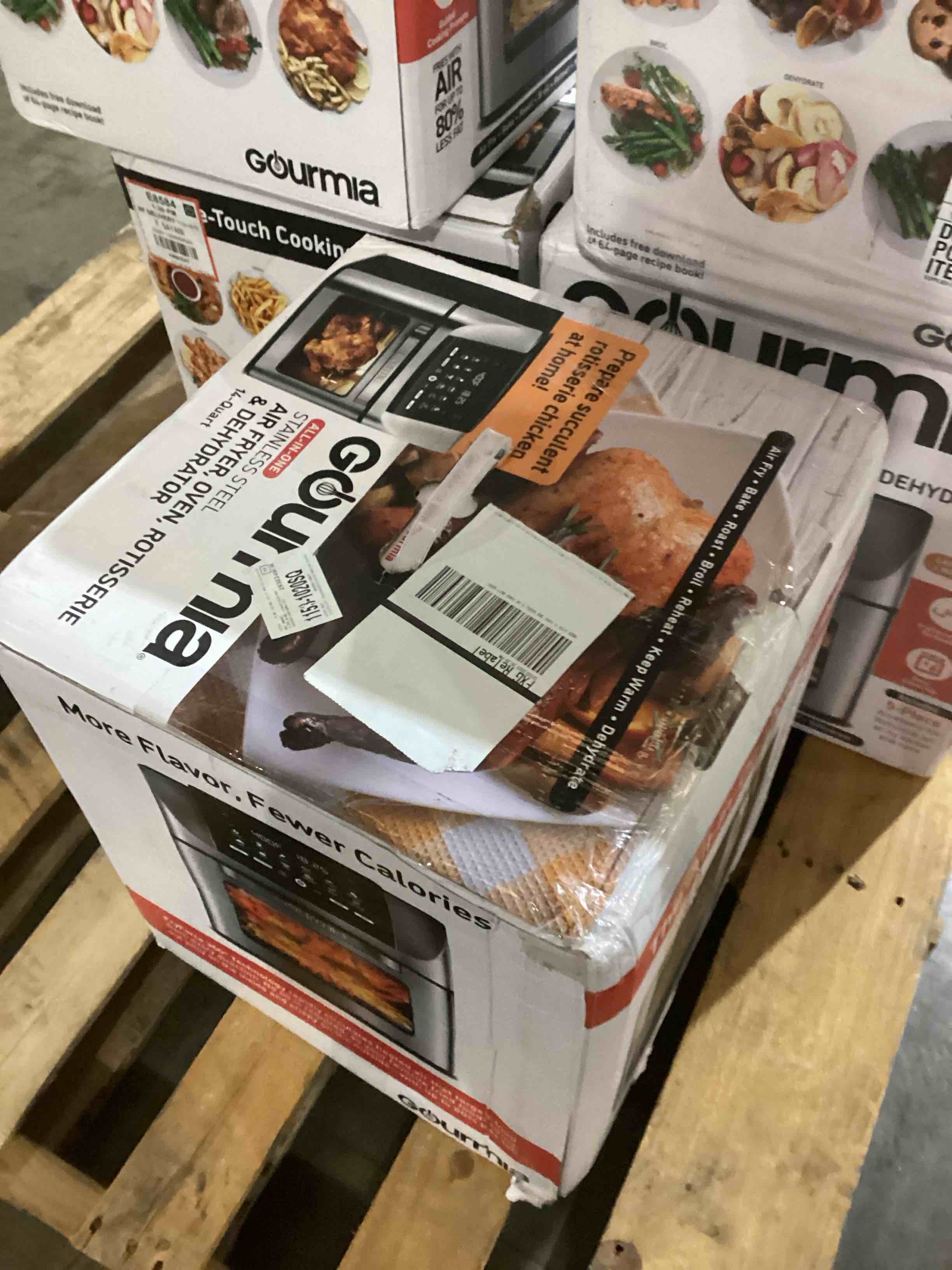 https://s3.amazonaws.com/lotting-images-prod/bidfta/RED5413019_1706554048641.jpeg