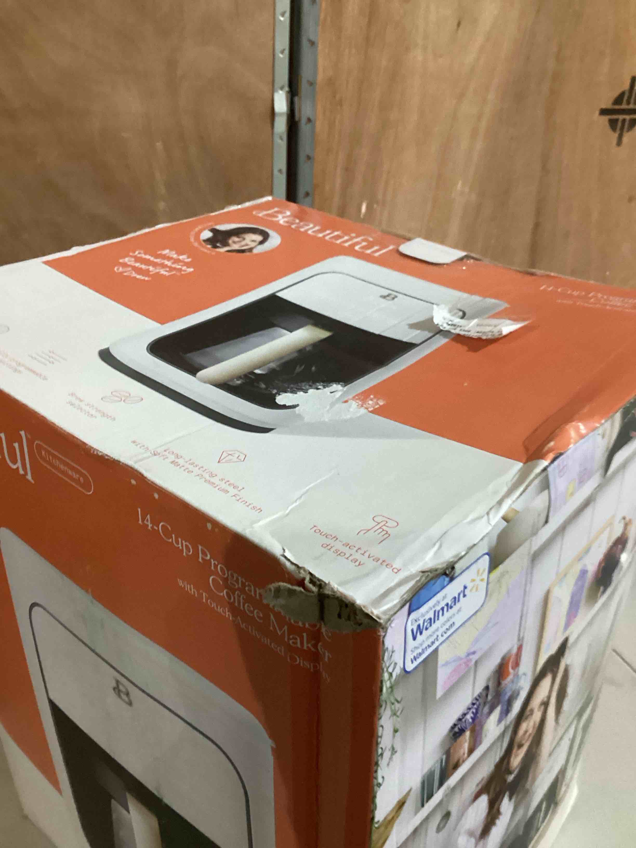 https://s3.amazonaws.com/lotting-images-prod/bidfta/RED5413080_1706562685149.jpeg