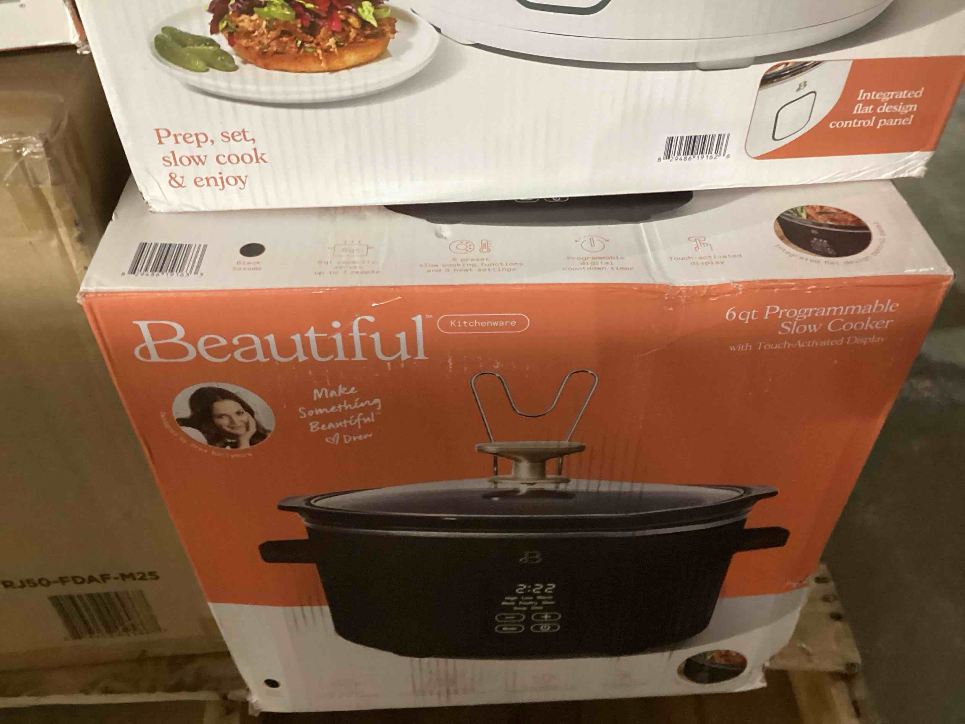 https://s3.amazonaws.com/lotting-images-prod/bidfta/RED5413083_1706562206944.jpeg