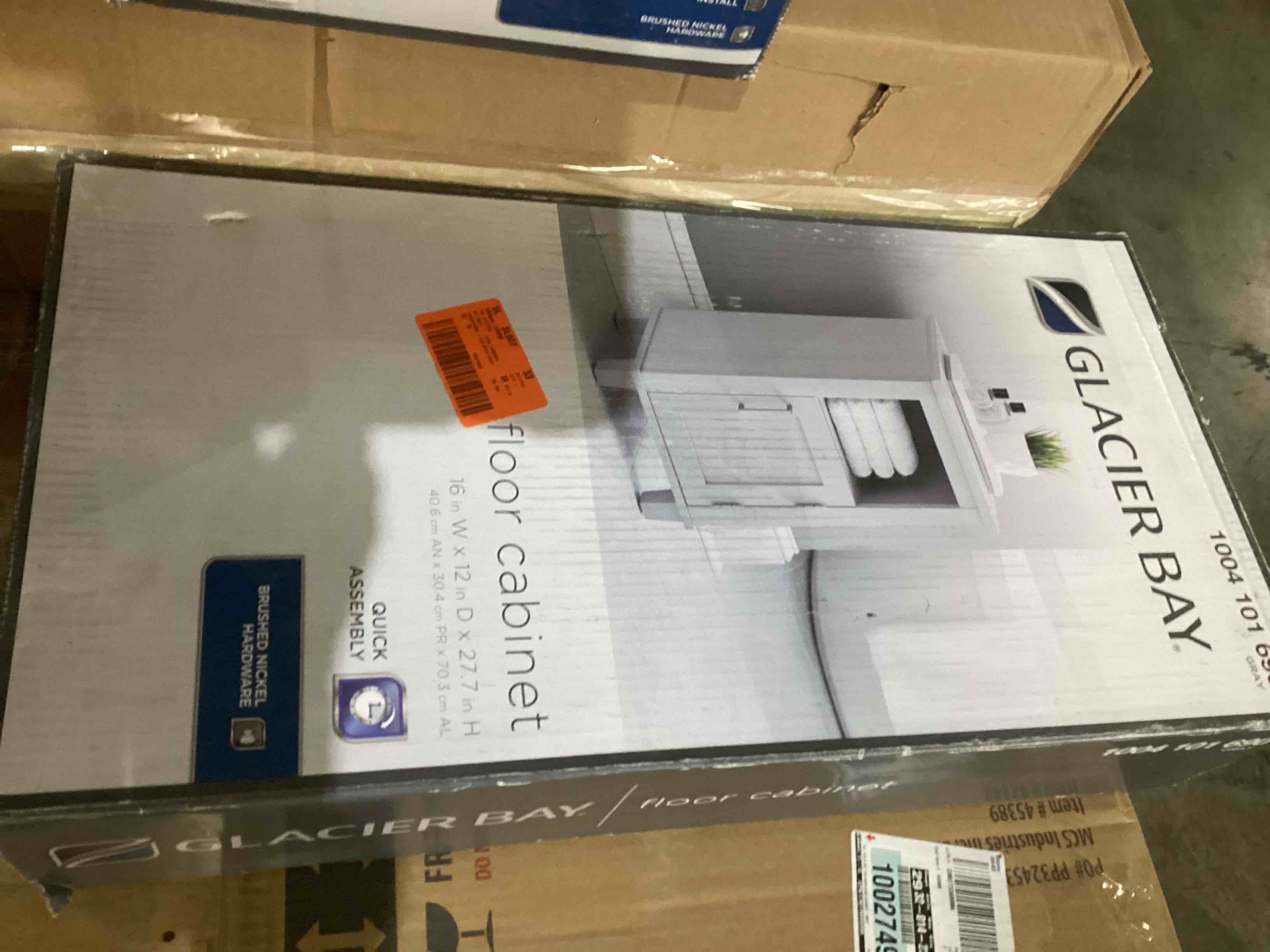 https://s3.amazonaws.com/lotting-images-prod/bidfta/RED5413202_1706711036073.jpeg