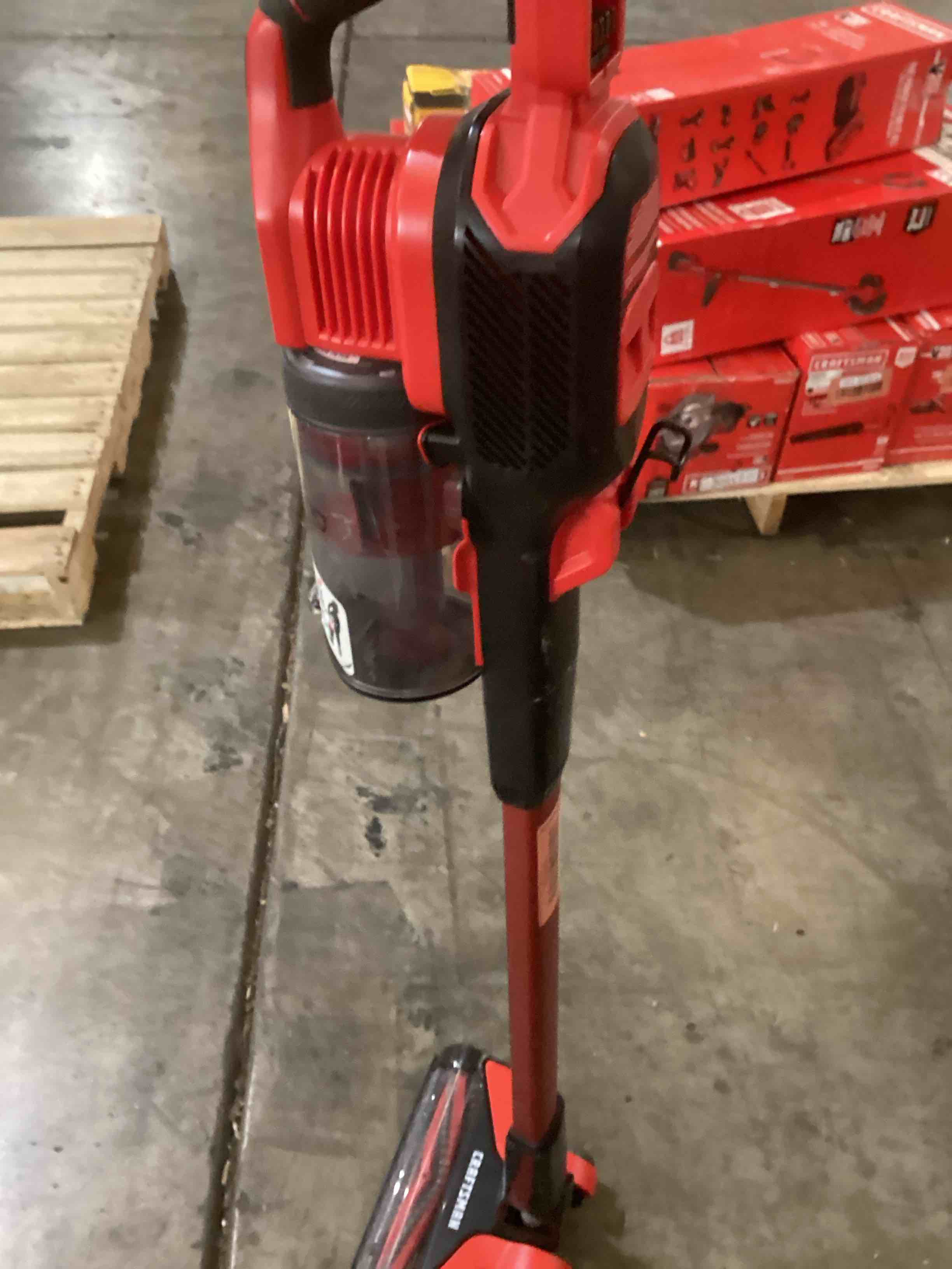 https://s3.amazonaws.com/lotting-images-prod/bidfta/RED5413626_1707164470570.jpeg
