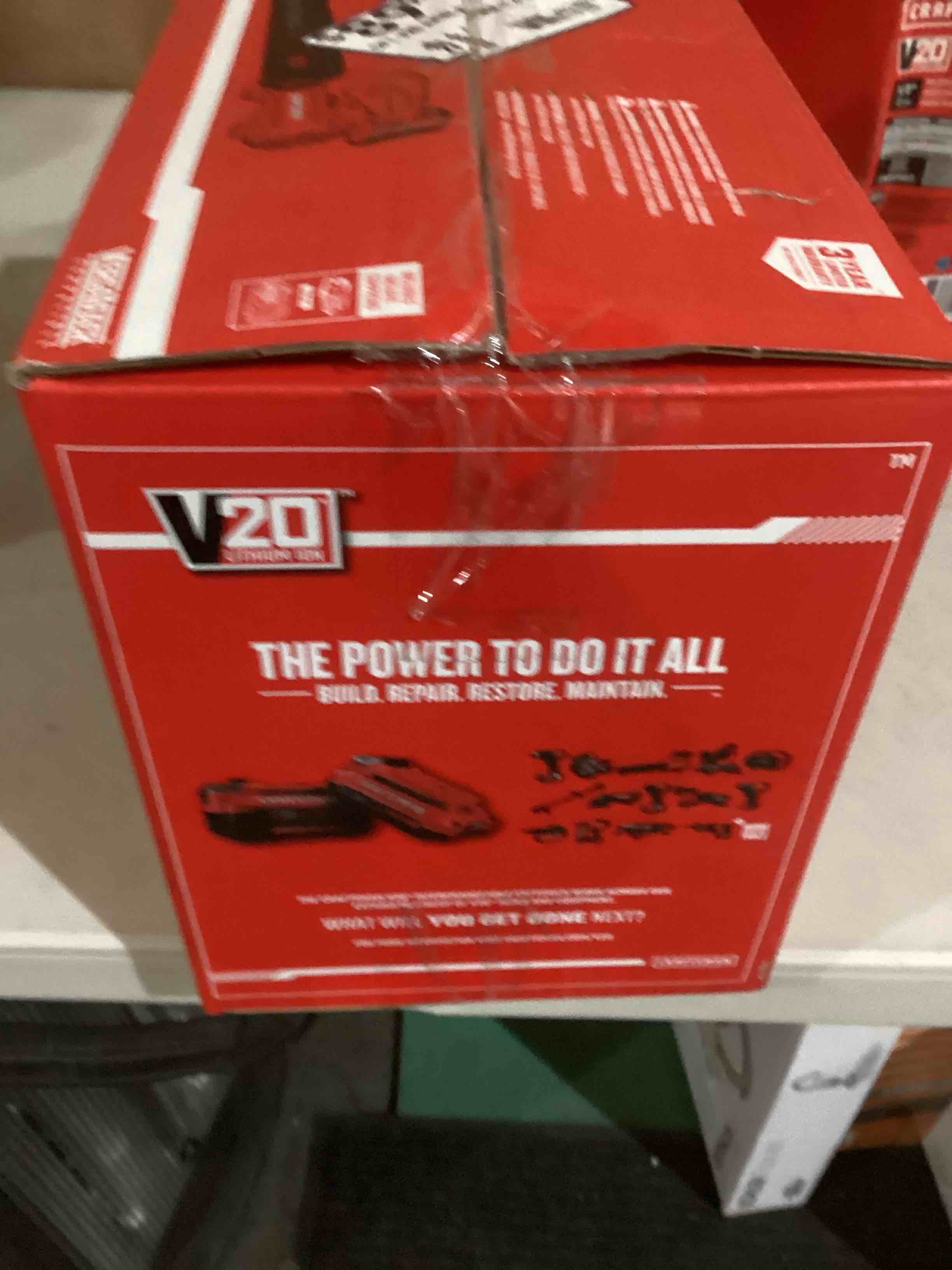 https://s3.amazonaws.com/lotting-images-prod/bidfta/RED5413636_1707311533793.jpeg