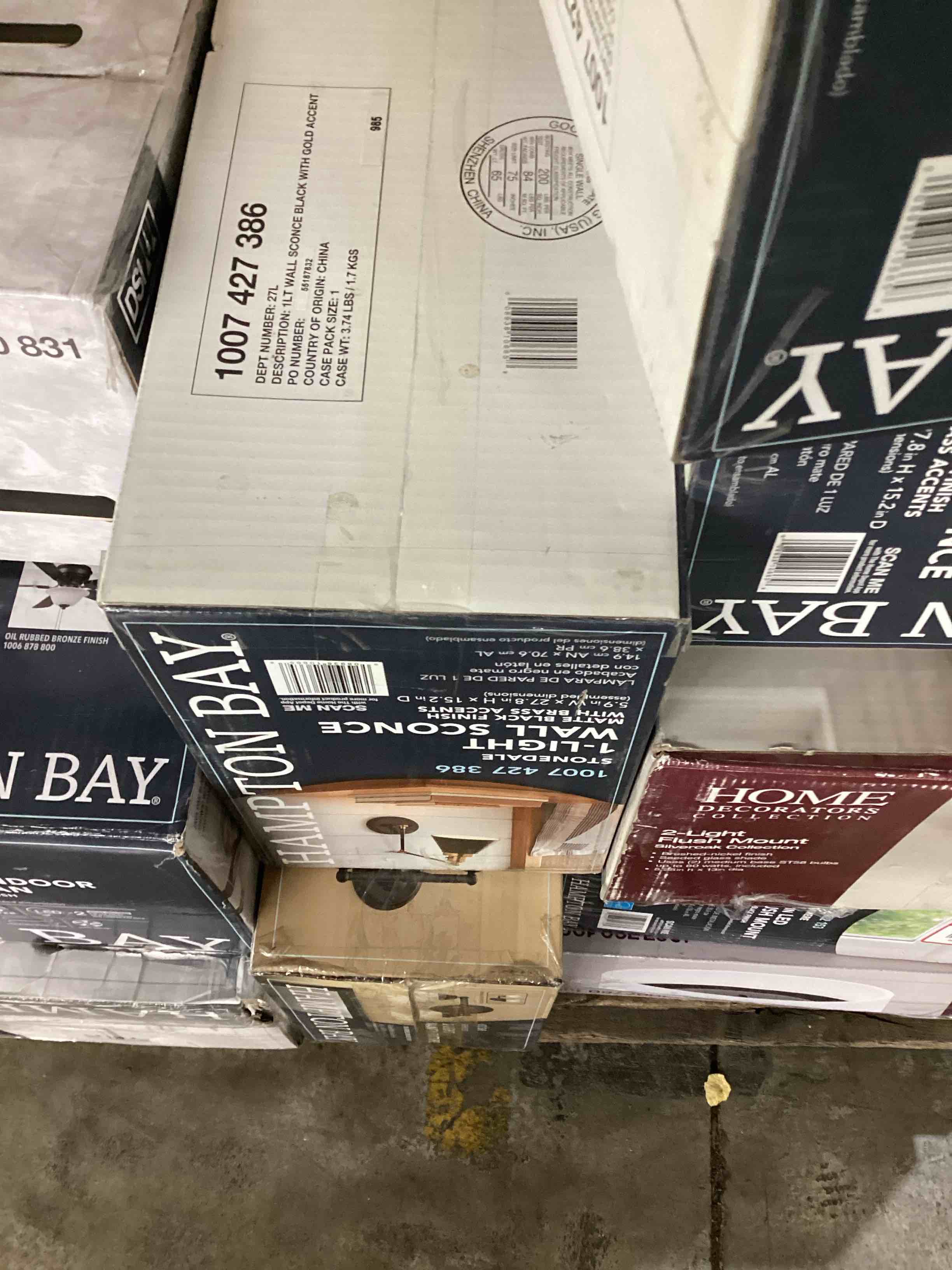 https://s3.amazonaws.com/lotting-images-prod/bidfta/RED5413955_1706712876707.jpeg