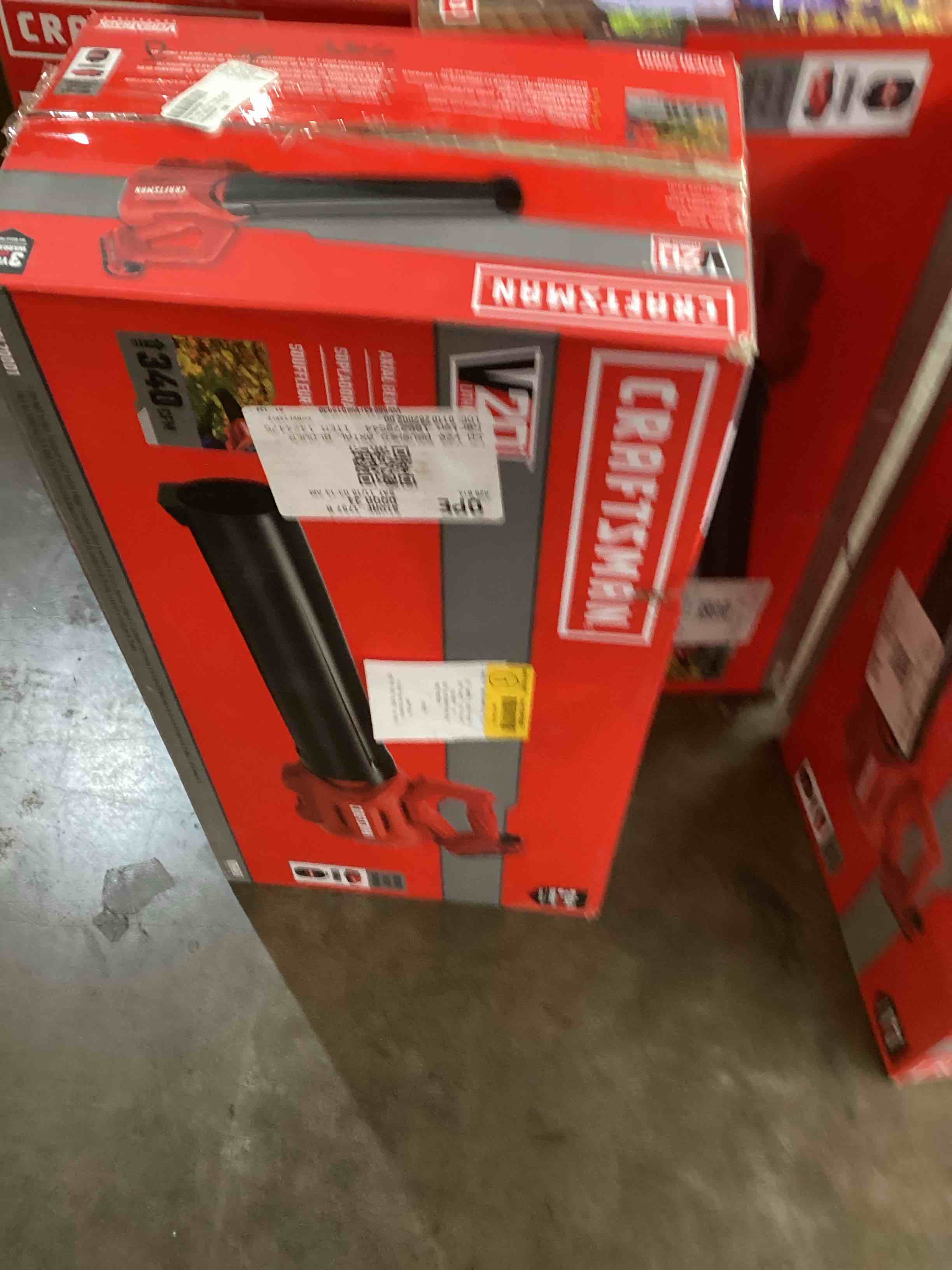 https://s3.amazonaws.com/lotting-images-prod/bidfta/RED5414541_1707234027245.jpeg