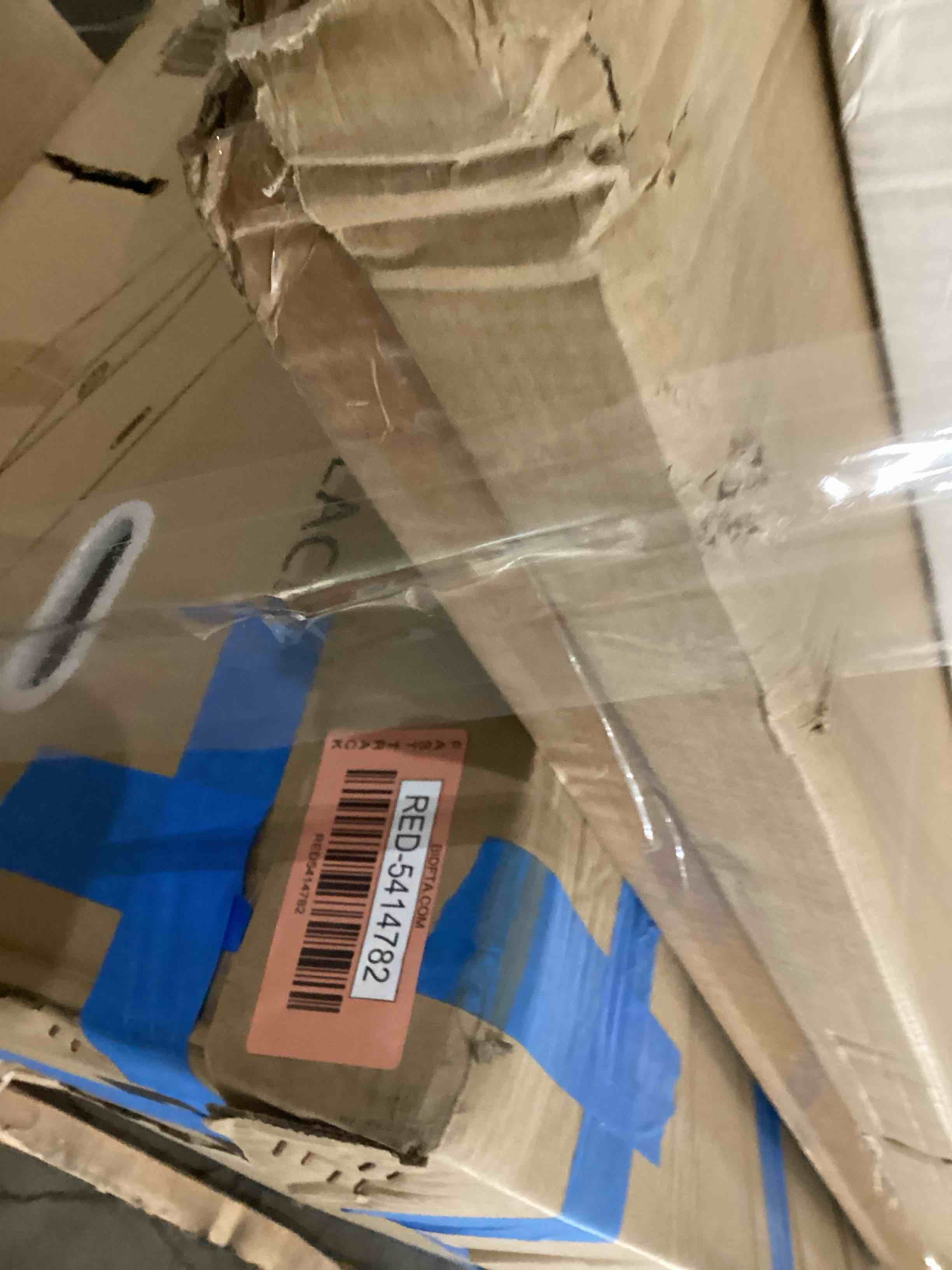 https://s3.amazonaws.com/lotting-images-prod/bidfta/RED5414783_1707314180986.jpeg