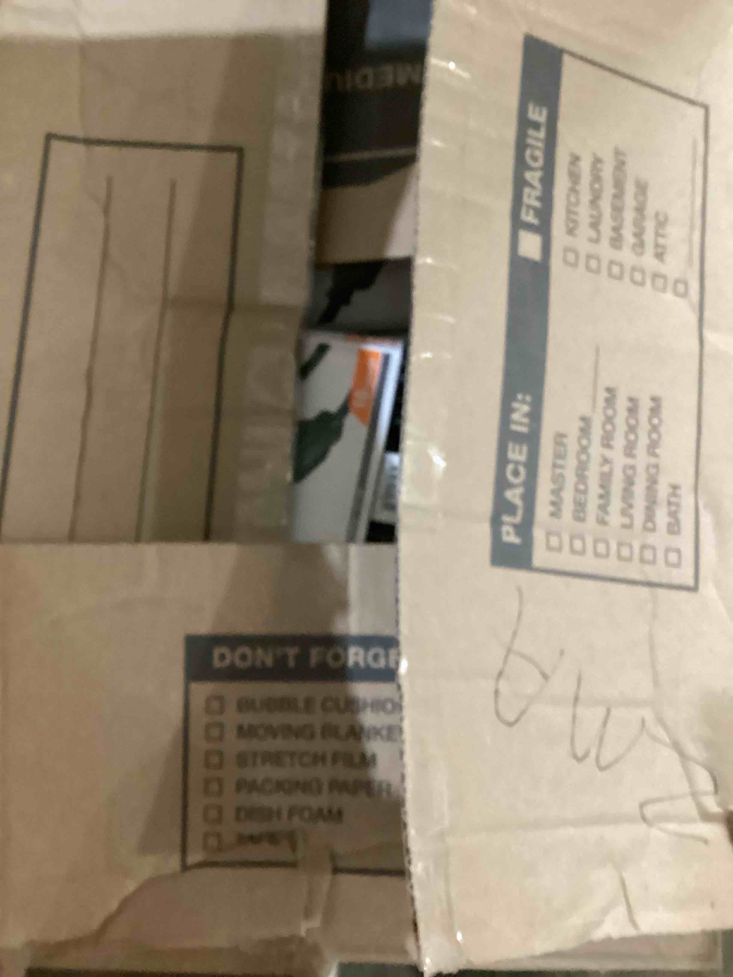 https://s3.amazonaws.com/lotting-images-prod/bidfta/RED5415641_1707918025869.jpeg