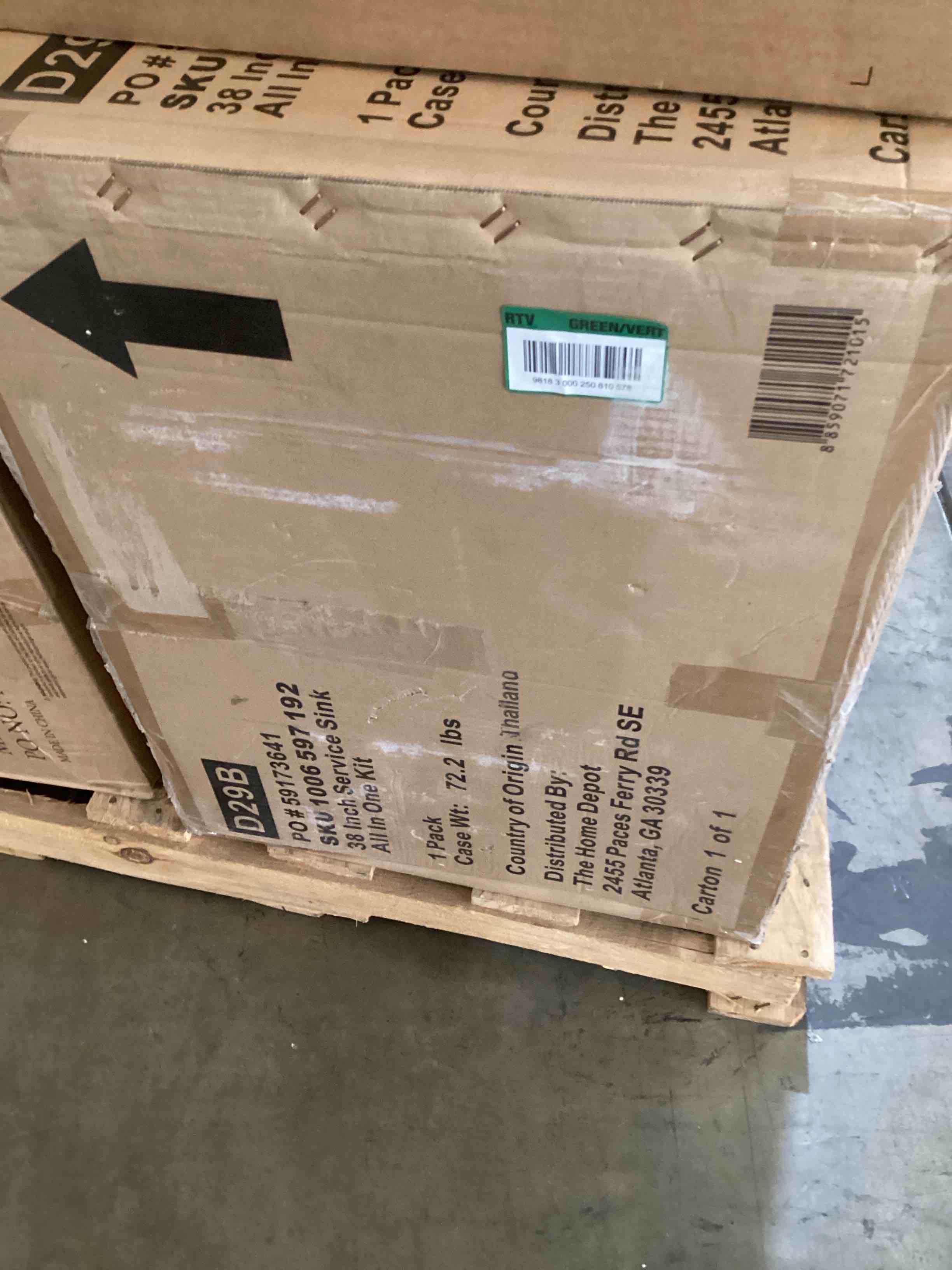 https://s3.amazonaws.com/lotting-images-prod/bidfta/RED5415701_1707935699122.jpeg