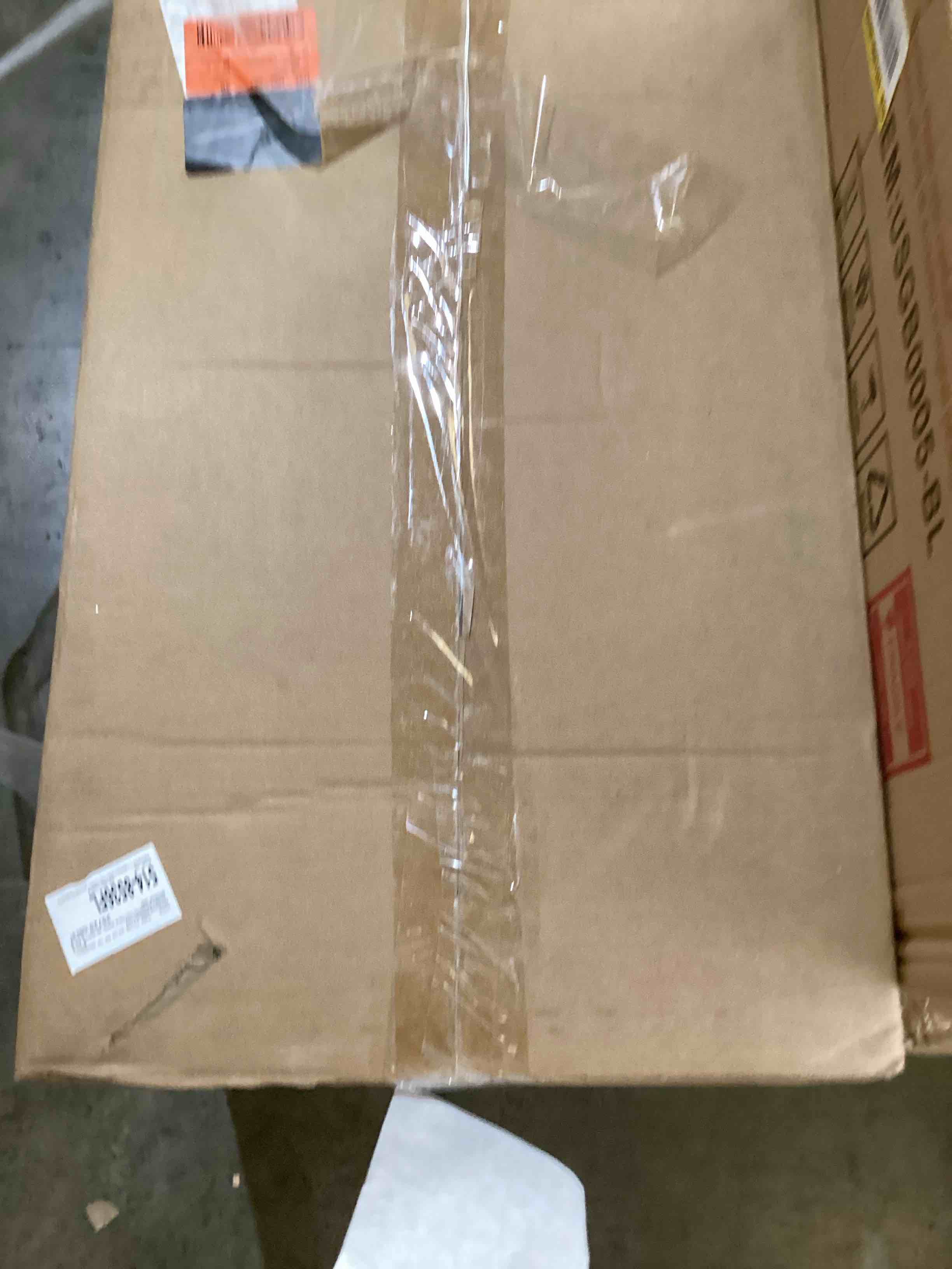 https://s3.amazonaws.com/lotting-images-prod/bidfta/RED5415730_1707944292175.jpeg