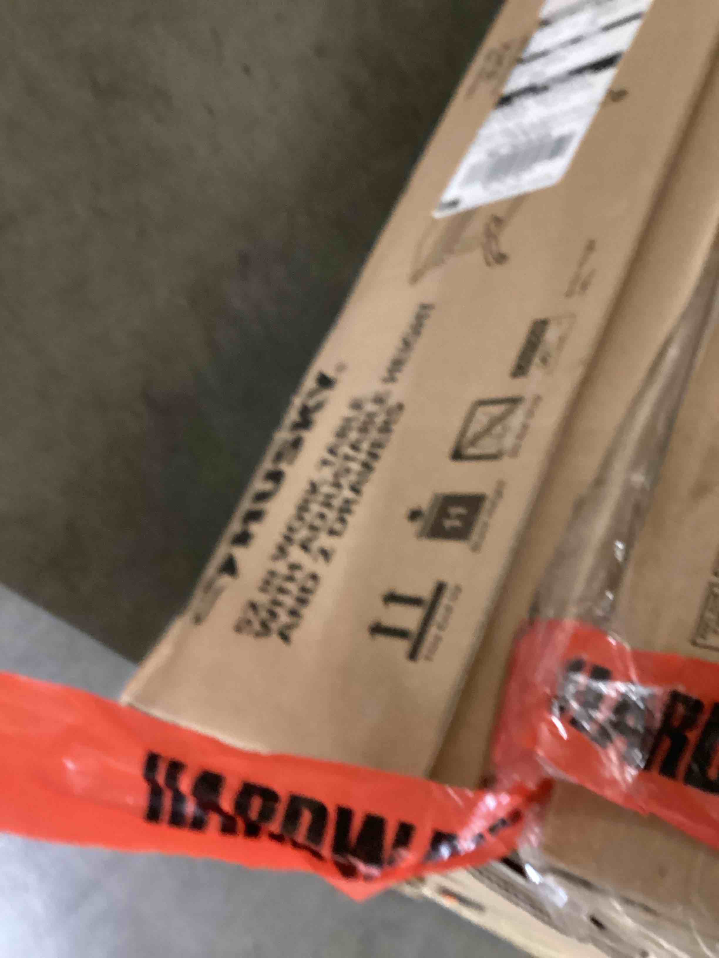 https://s3.amazonaws.com/lotting-images-prod/bidfta/RED5415979_1708003758213.jpeg