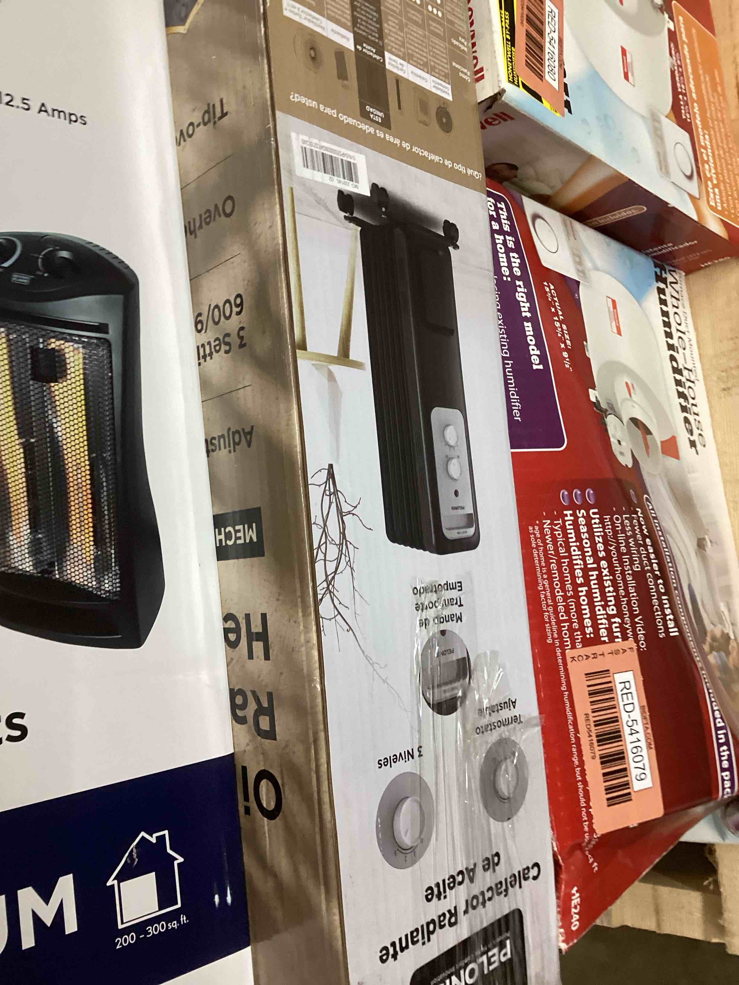 https://s3.amazonaws.com/lotting-images-prod/bidfta/RED5416105_1708100026382.jpeg