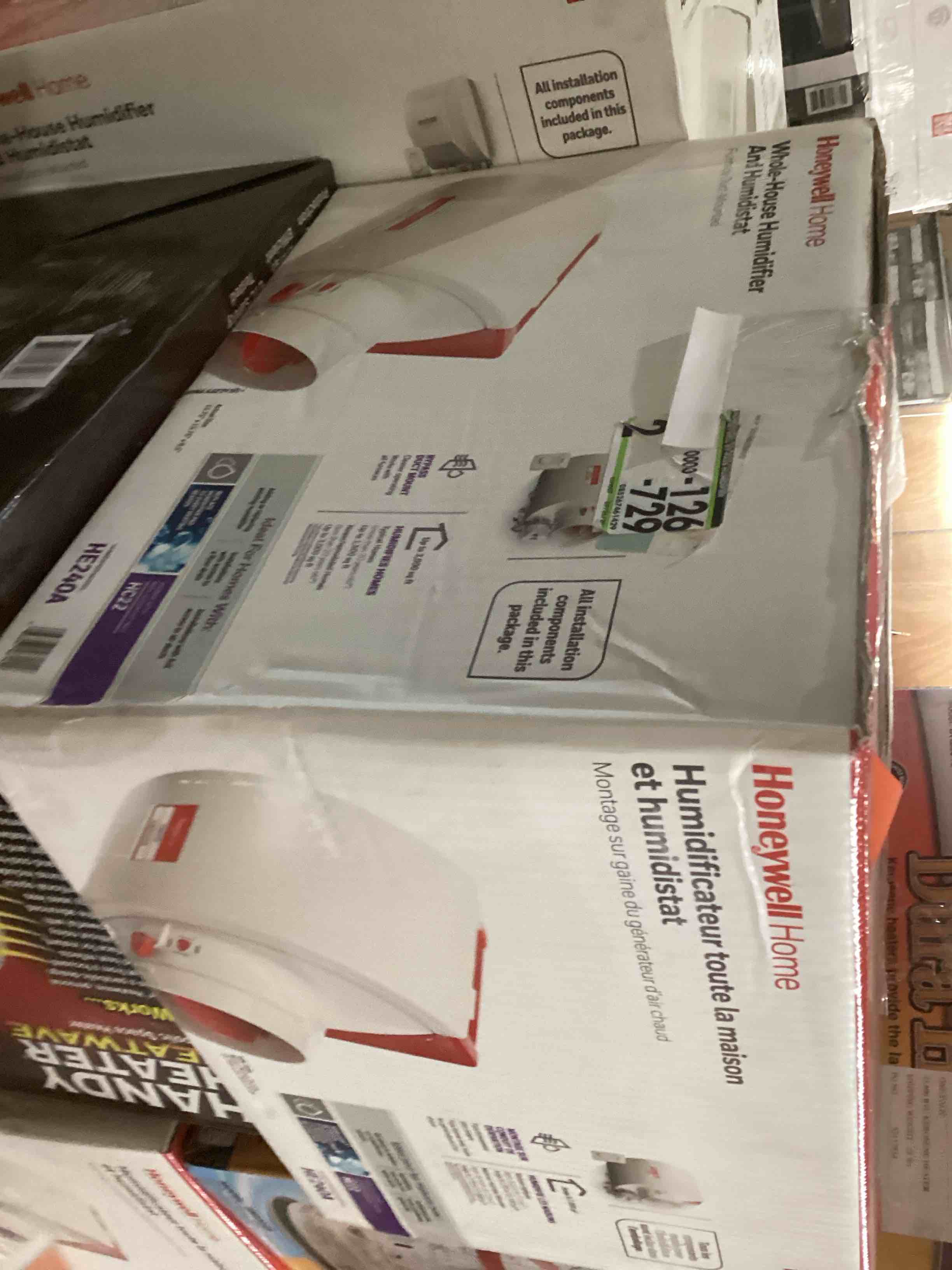 https://s3.amazonaws.com/lotting-images-prod/bidfta/RED5416127_1708100567562.jpeg