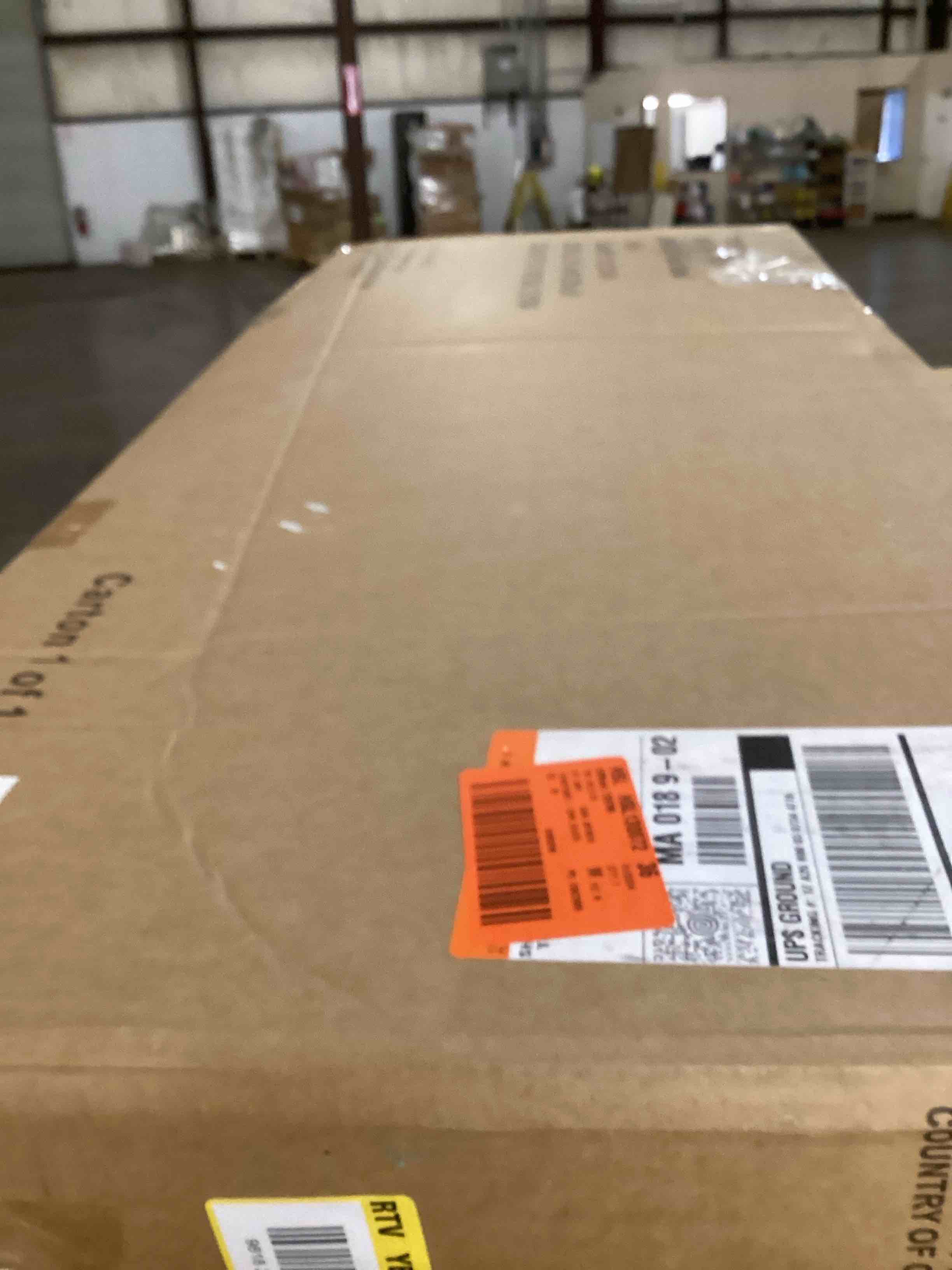 https://s3.amazonaws.com/lotting-images-prod/bidfta/RED5416286_1708353710796.jpeg