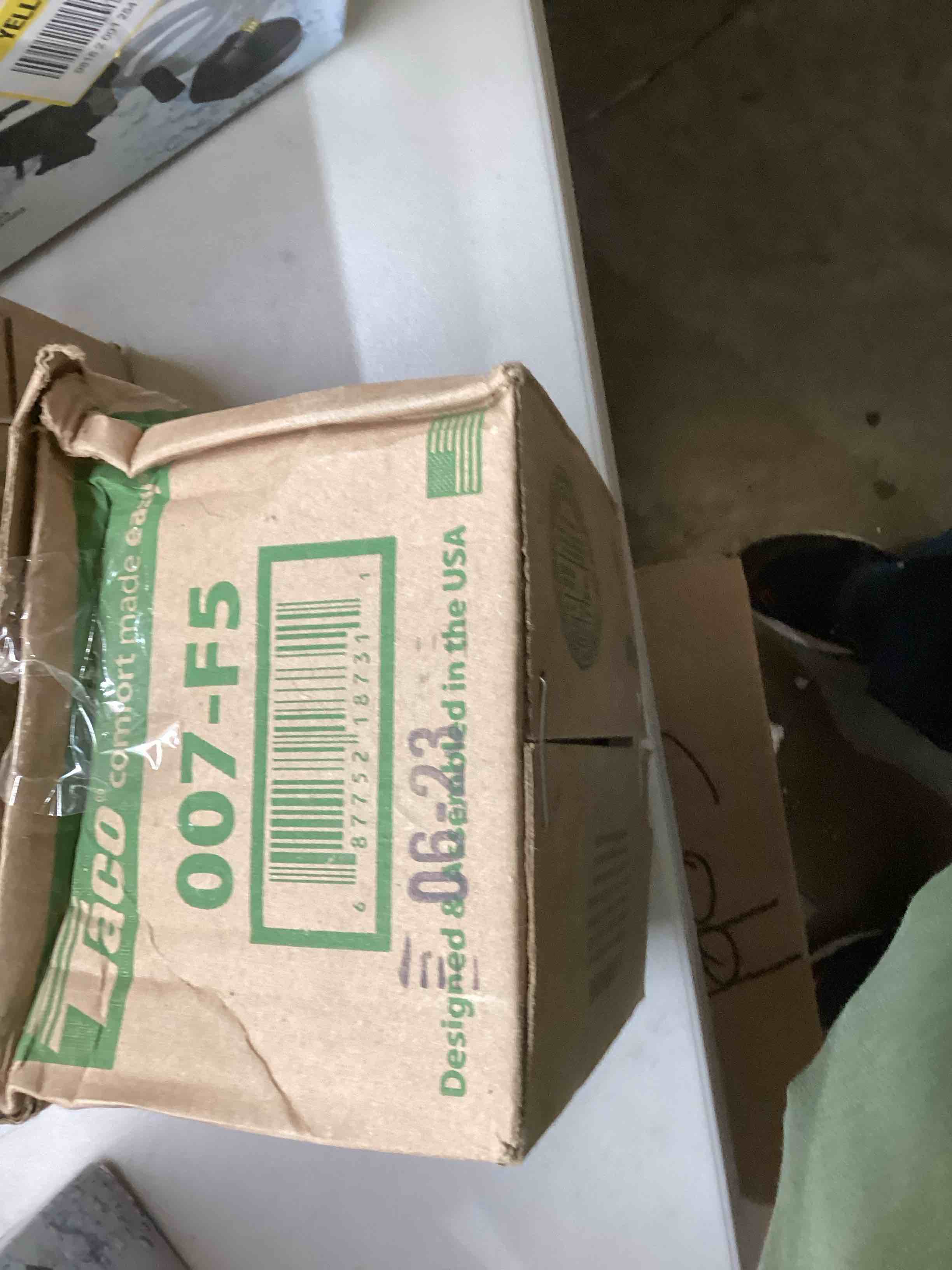 https://s3.amazonaws.com/lotting-images-prod/bidfta/RED5416452_1708446938384.jpeg