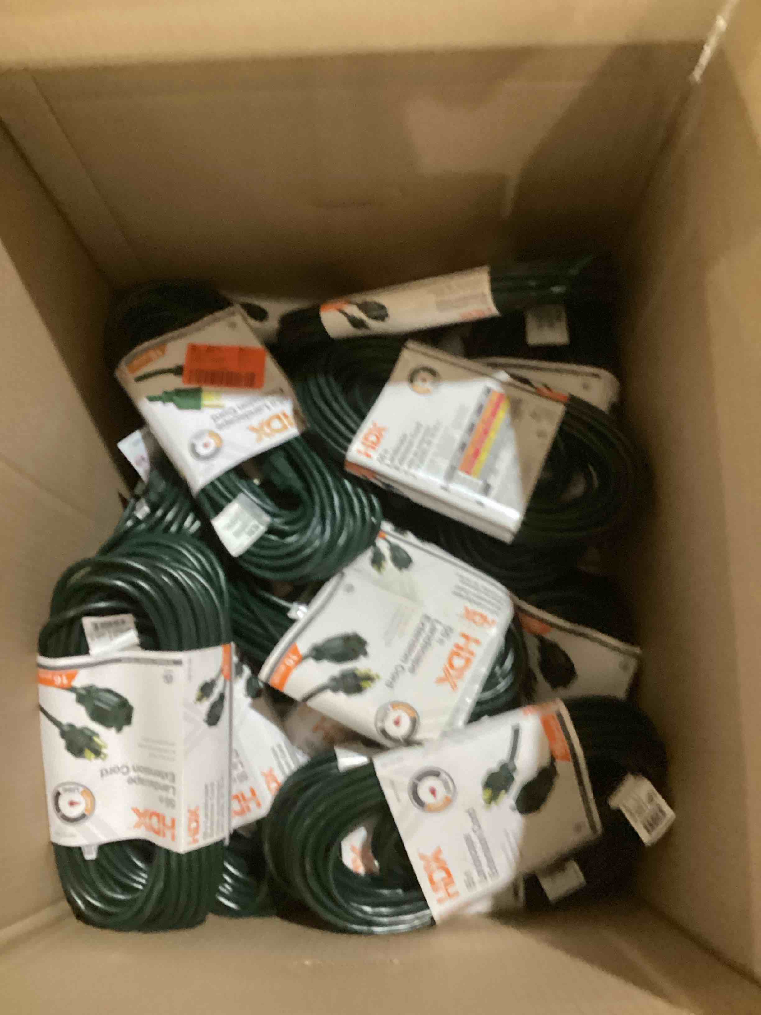 https://s3.amazonaws.com/lotting-images-prod/bidfta/RED5416461_1708437560886.jpeg