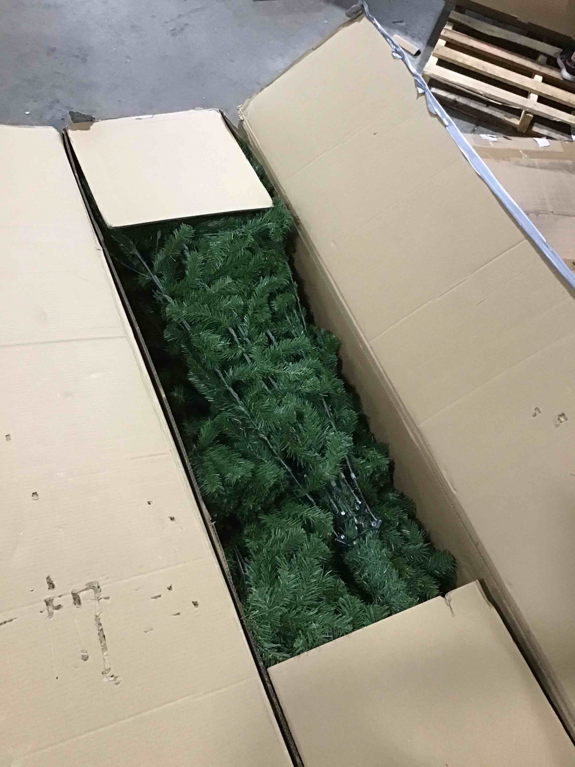https://s3.amazonaws.com/lotting-images-prod/bidfta/RED5418113_1699638109271.jpeg