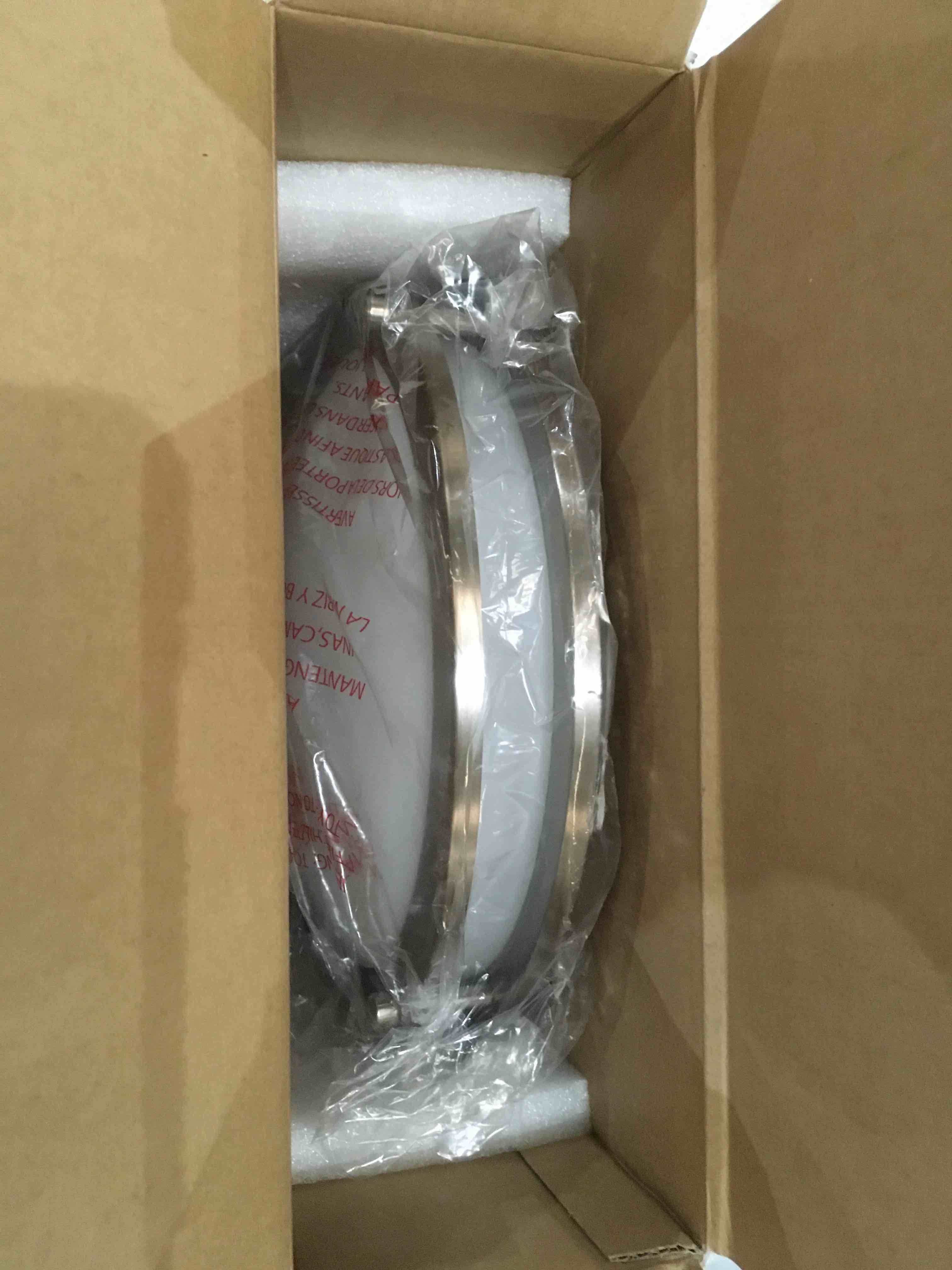 https://s3.amazonaws.com/lotting-images-prod/bidfta/RED5420256_1703169901048.jpeg