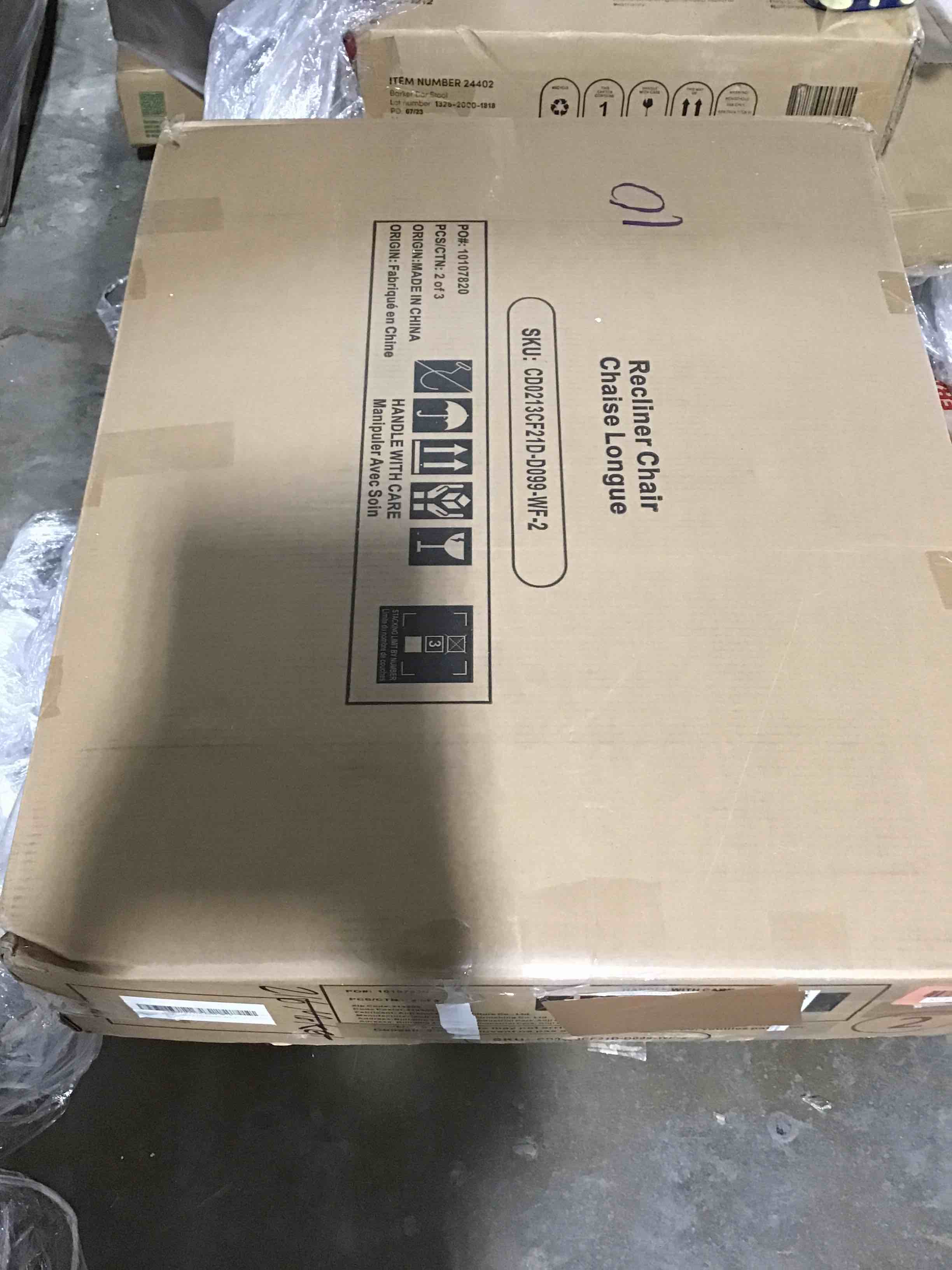 https://s3.amazonaws.com/lotting-images-prod/bidfta/RED5421478_1696682604746.jpeg
