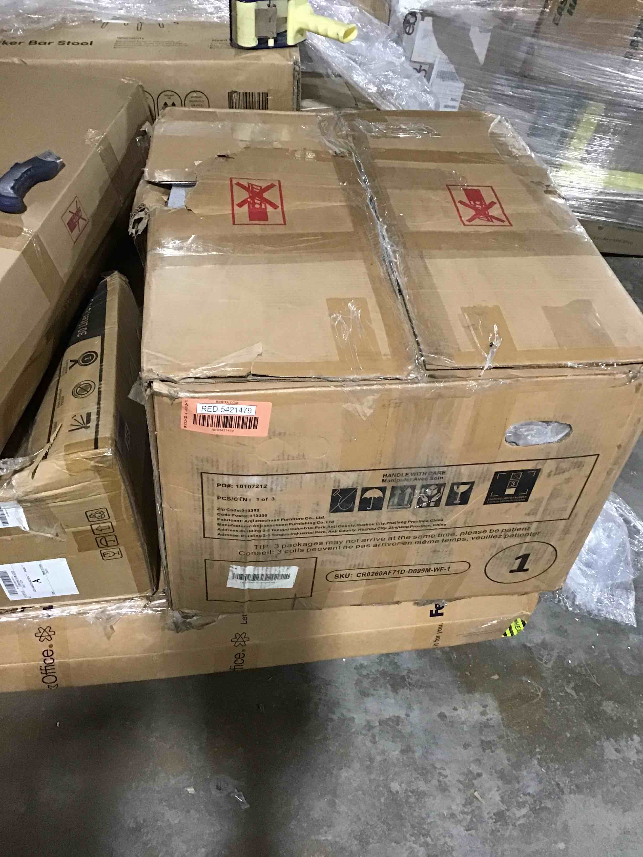 https://s3.amazonaws.com/lotting-images-prod/bidfta/RED5421479_1696682441834.jpeg